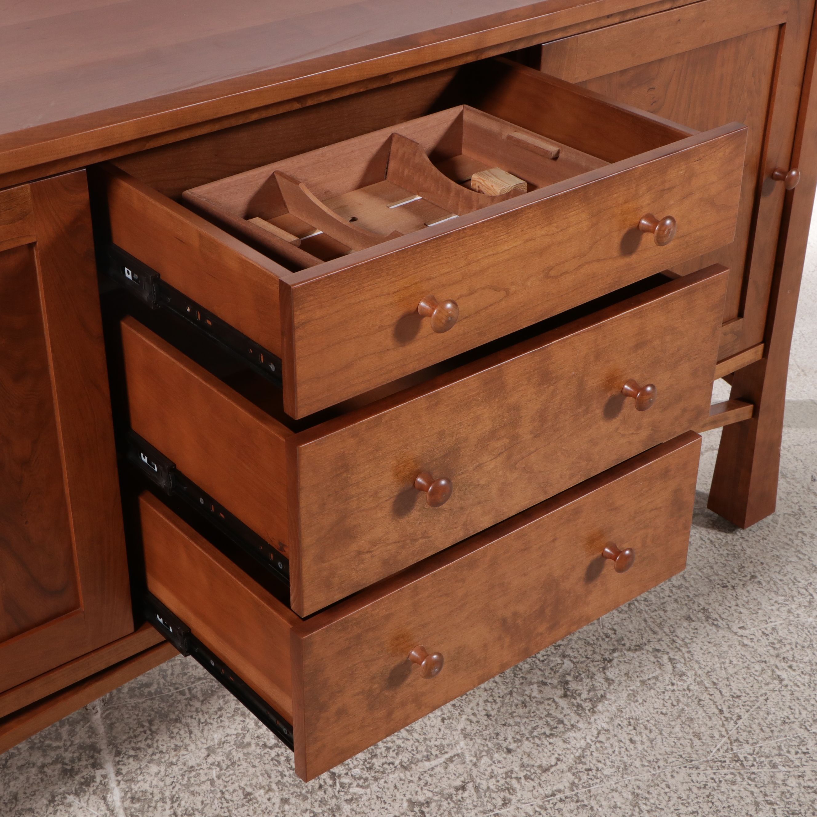 Ohio Hardwood Furniture Craftsman Style Handcrafted Cherry Sideboard, 2013