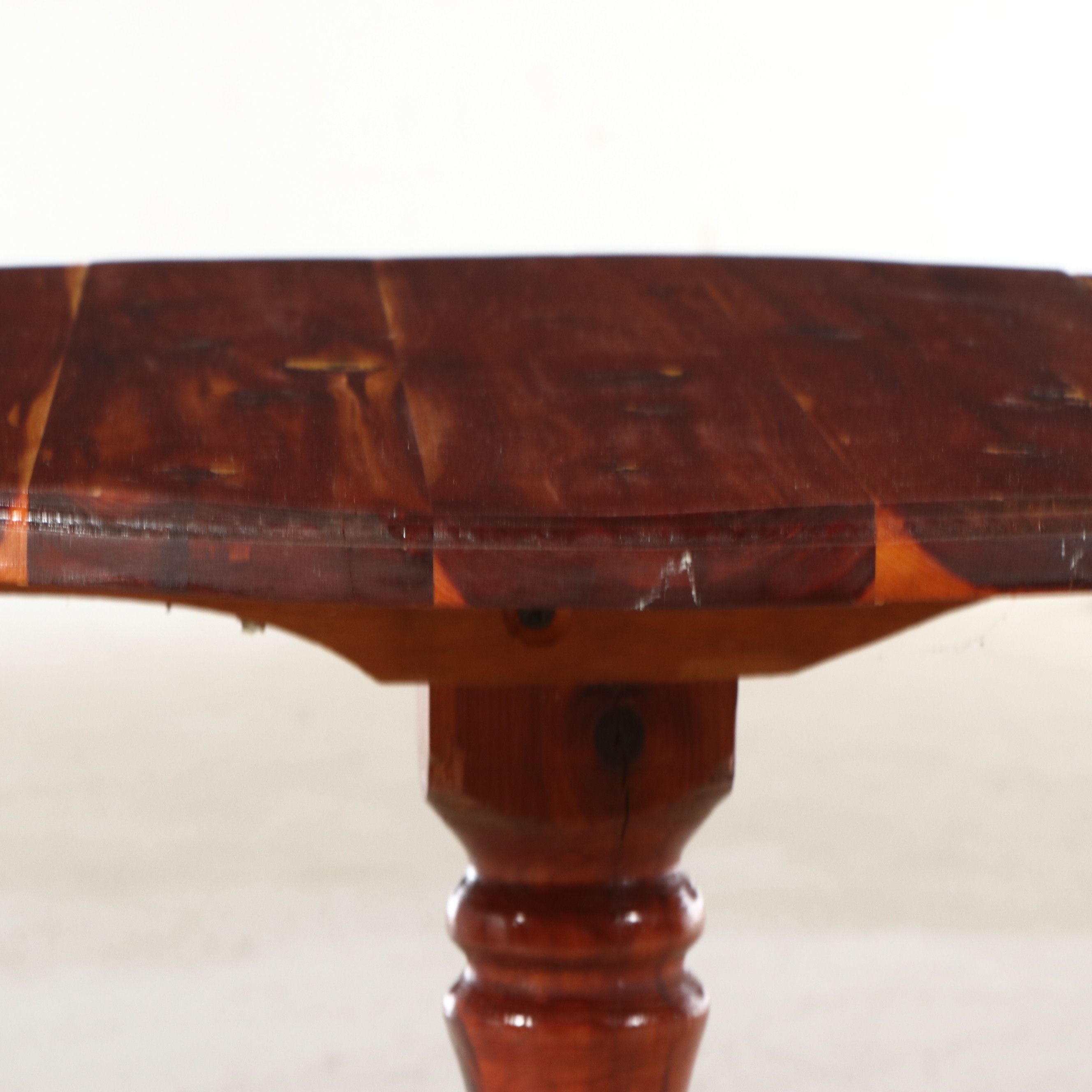Federal Style Cedar and Mixed Wood Pedestal Table, Mid to Late 20th Century