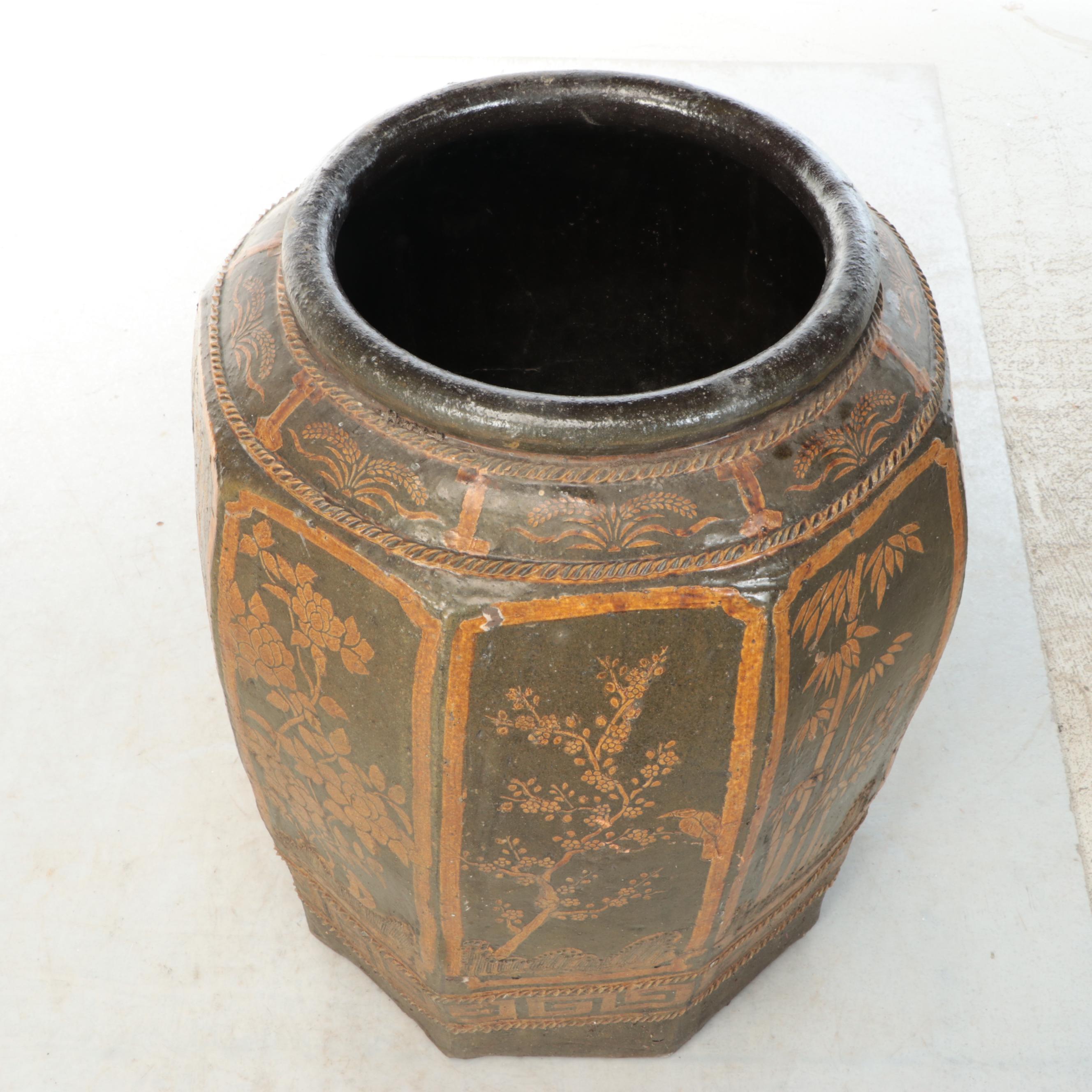 Chinese Gold and Black Finish Ceramic Planter