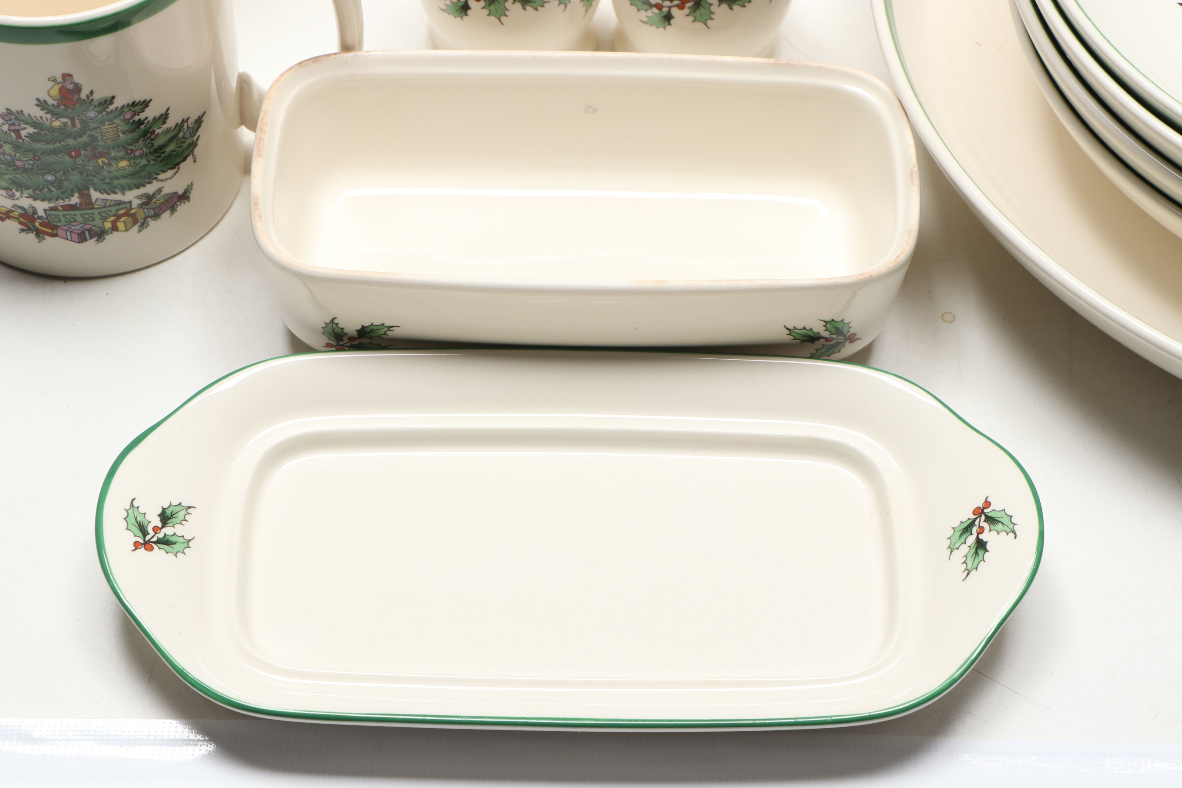 Spode "Christmas Tree" Ceramic Collector Plates