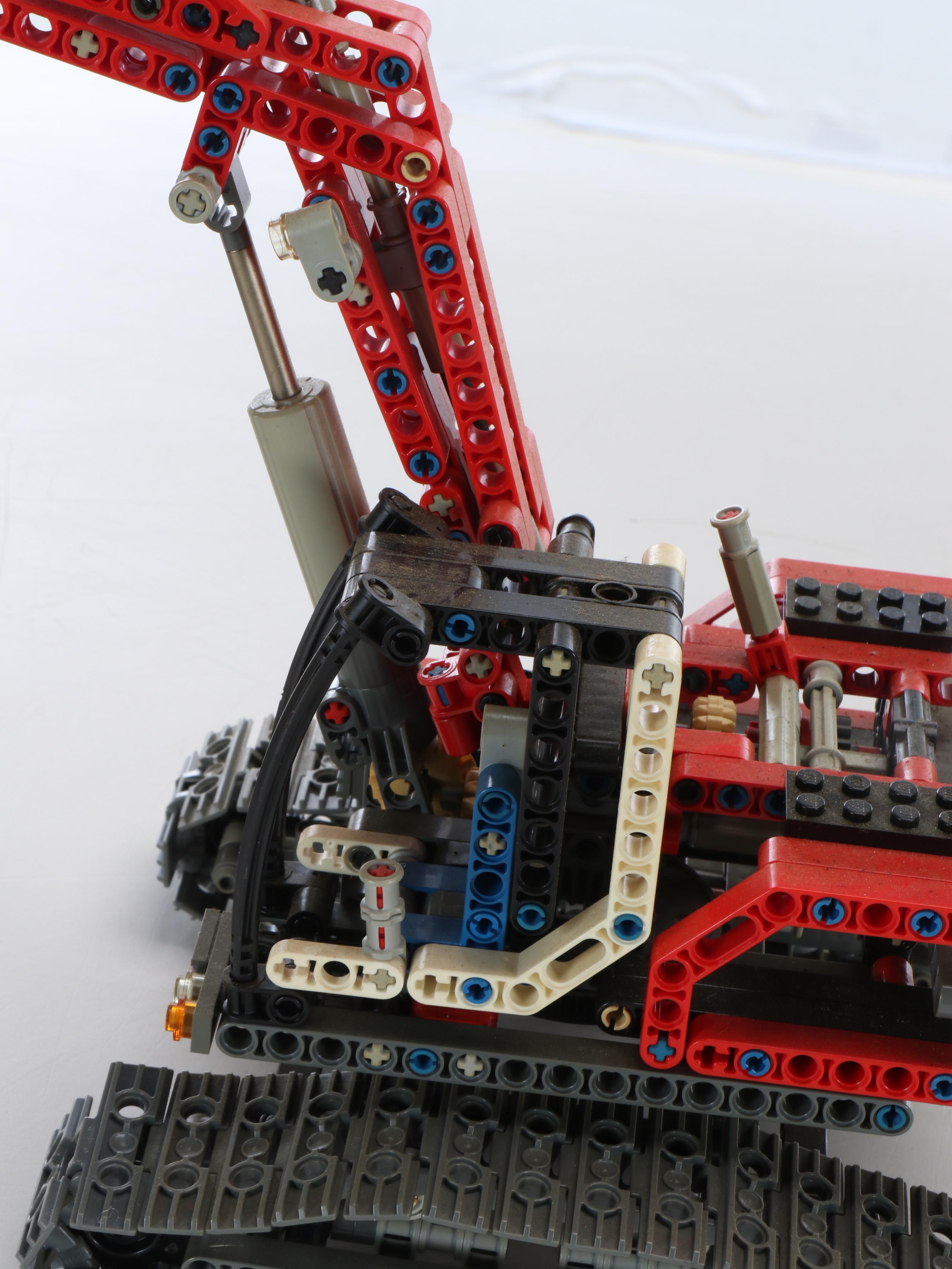 LEGO Western Characters, Construction Crane and Assorted Building Blocks