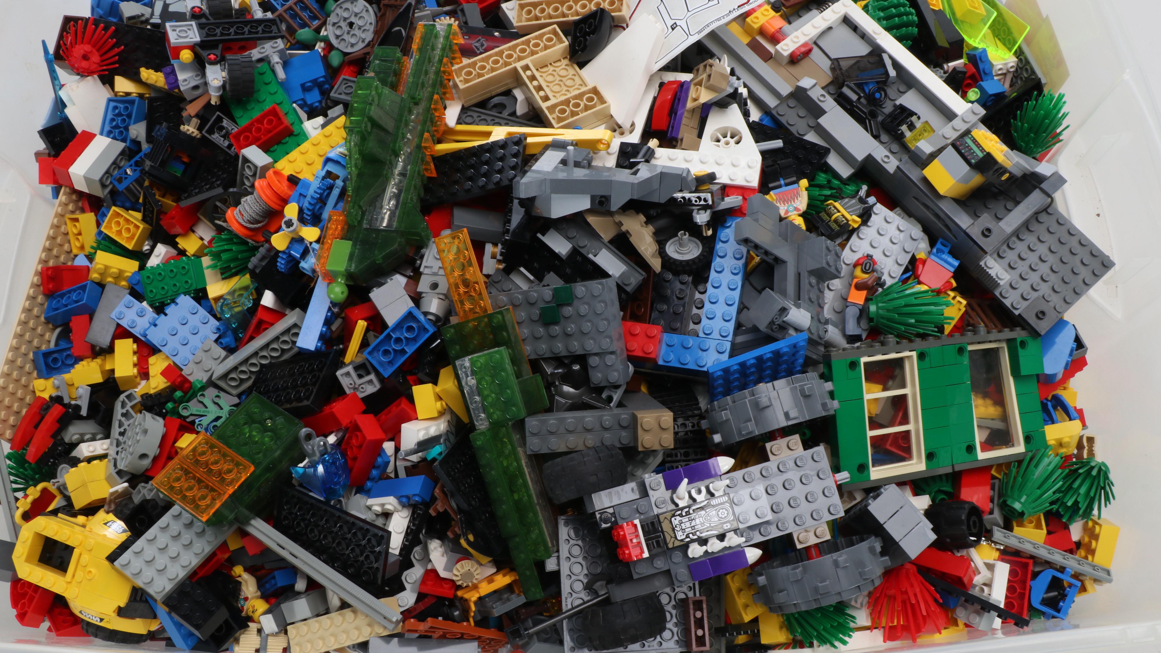 LEGO Western Characters, Construction Crane and Assorted Building Blocks