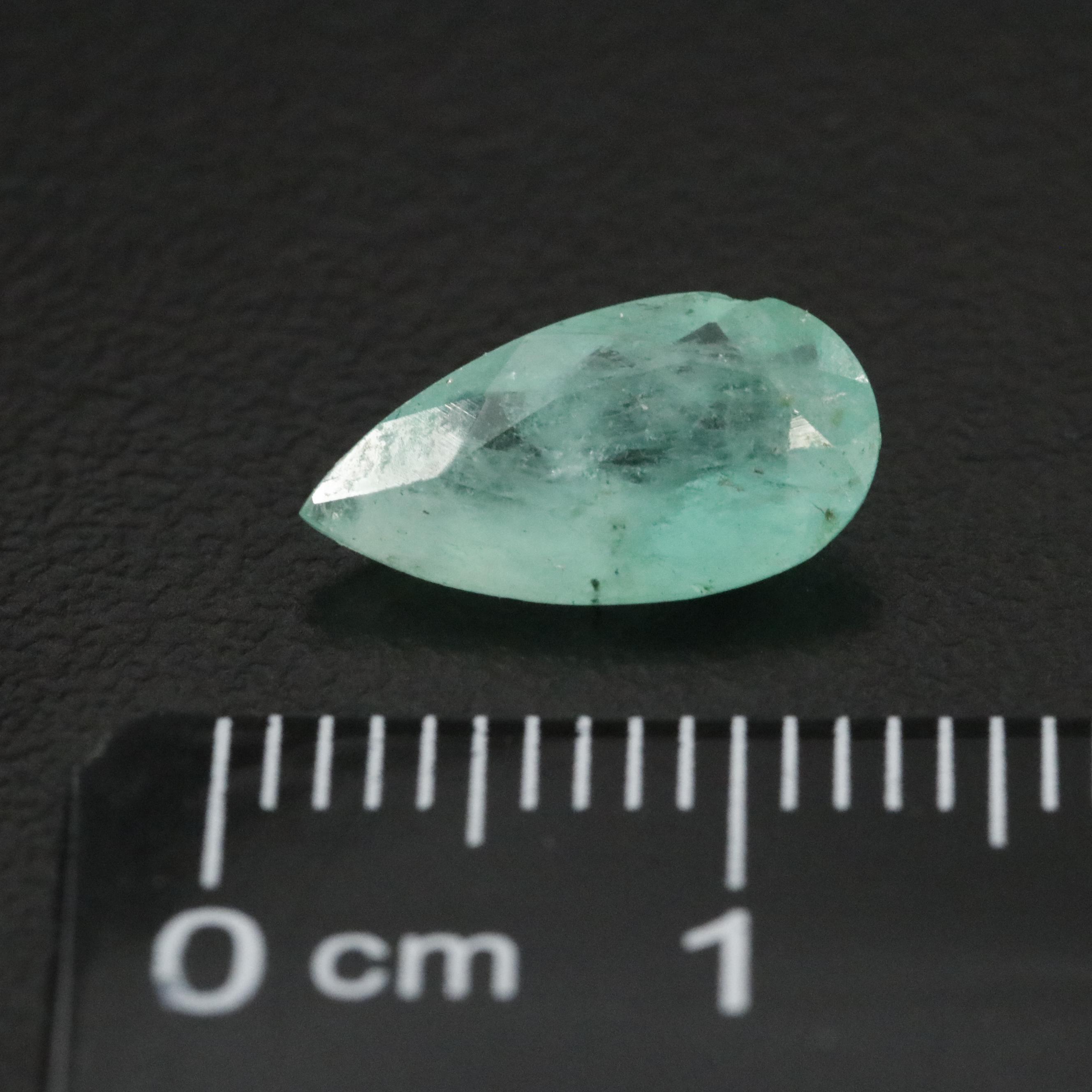 Loose 1.36 CT Emerald