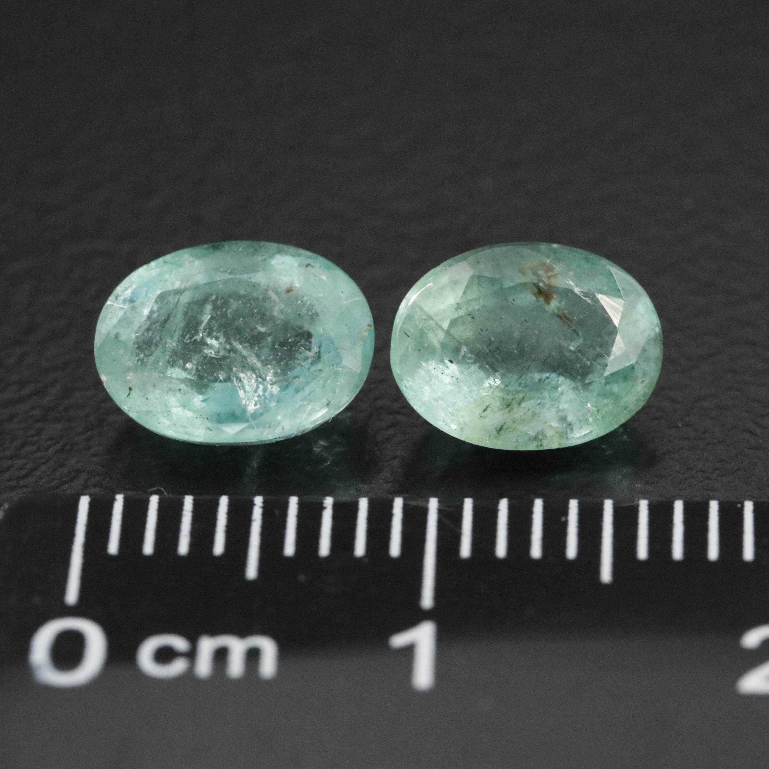 Loose 2.42 CTW Emerald Lot