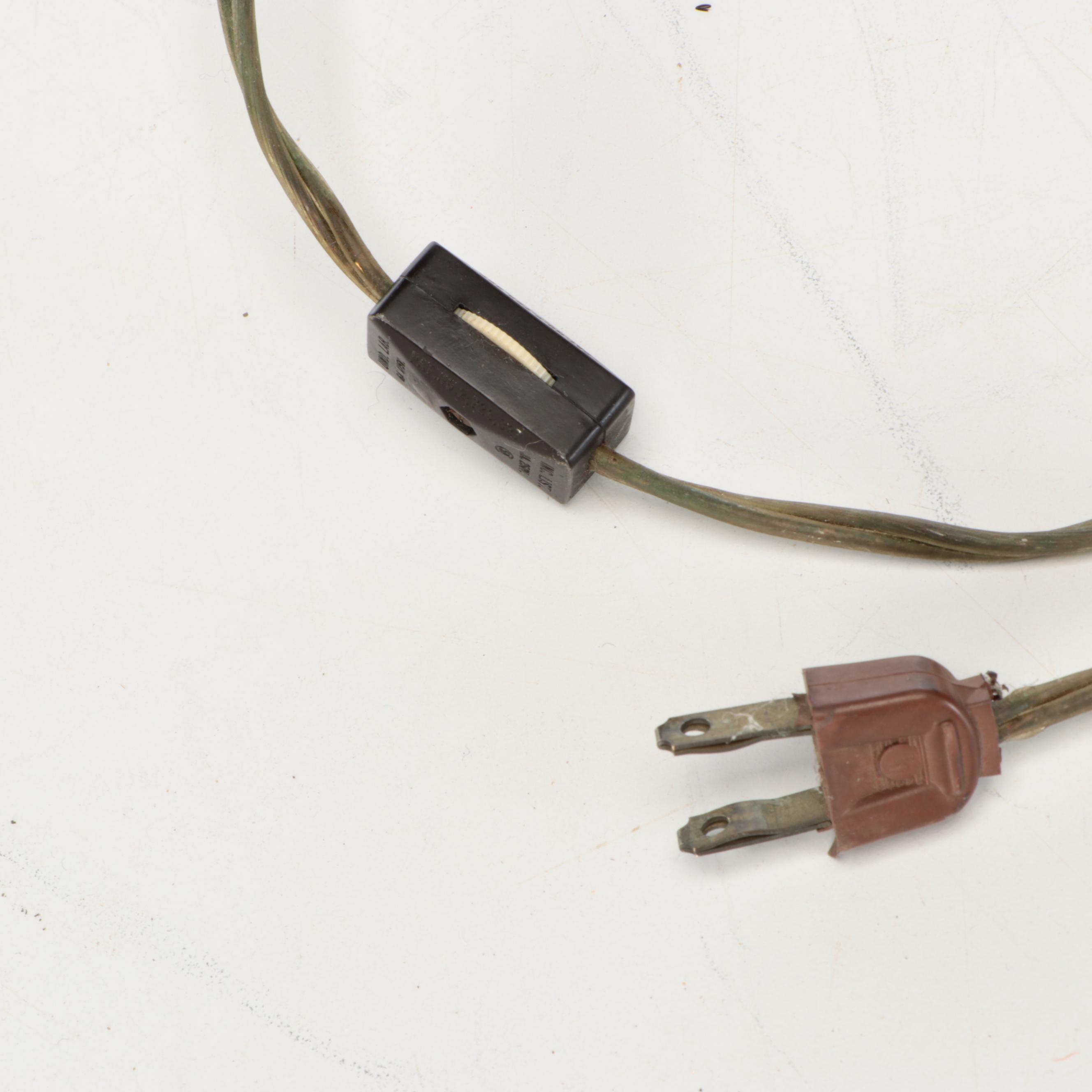 Art Nouveau After Léon Cunisset "L'Aurore du XXème Siècle" Figural Table Lamp