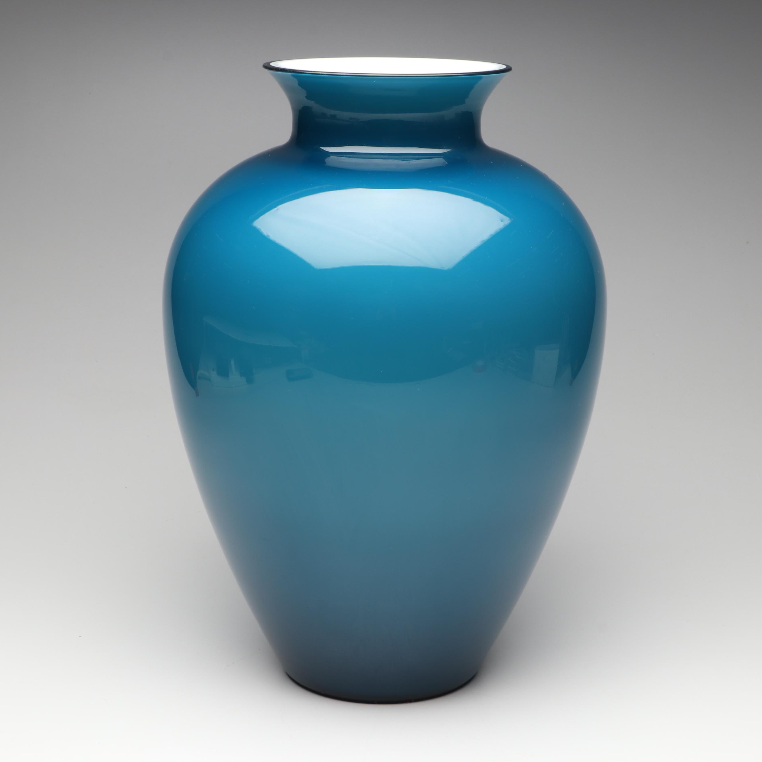 Venini "Labuan" Blown Cased Glass Vase, 2015