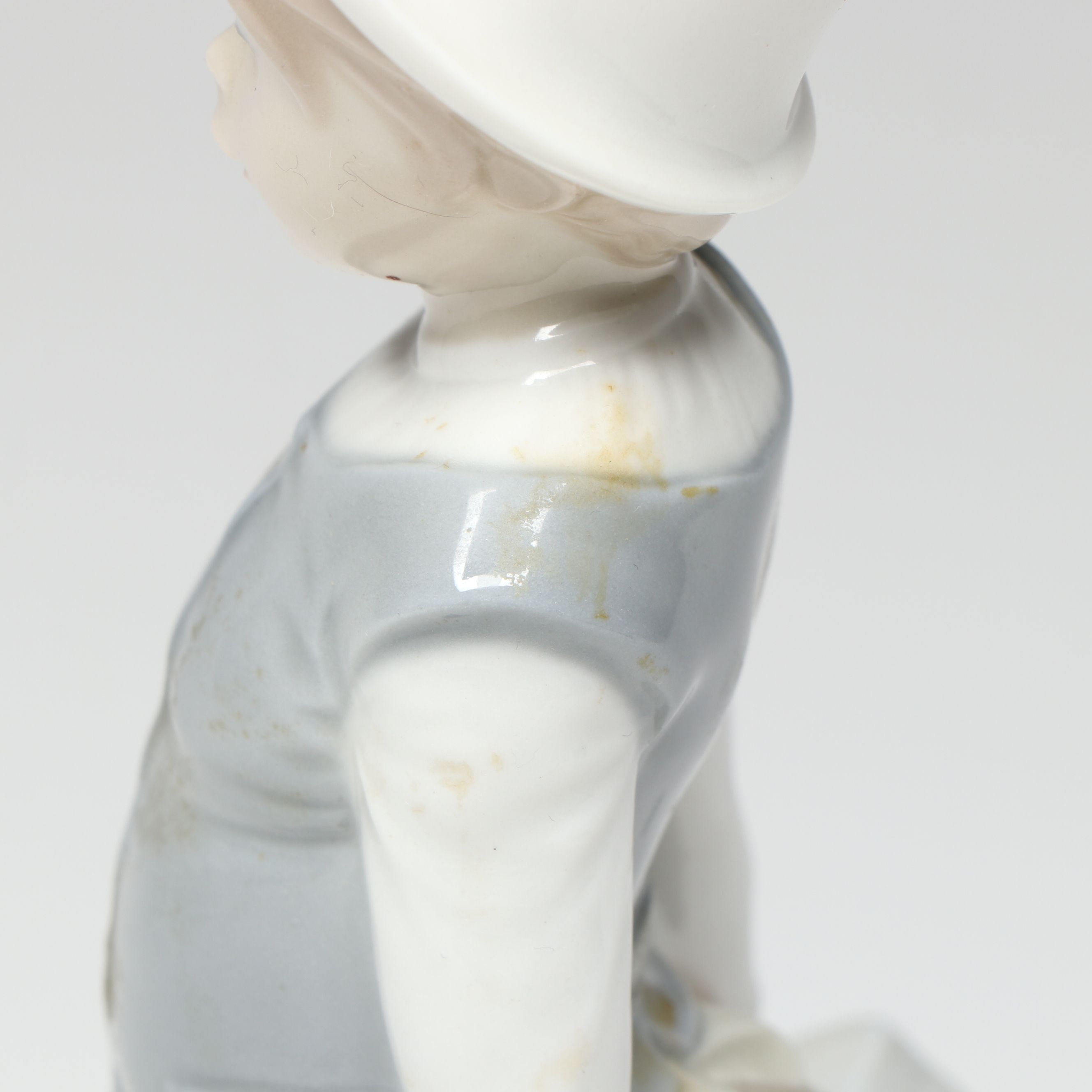 Lladró "Milk Maid" Porcelain Figurine