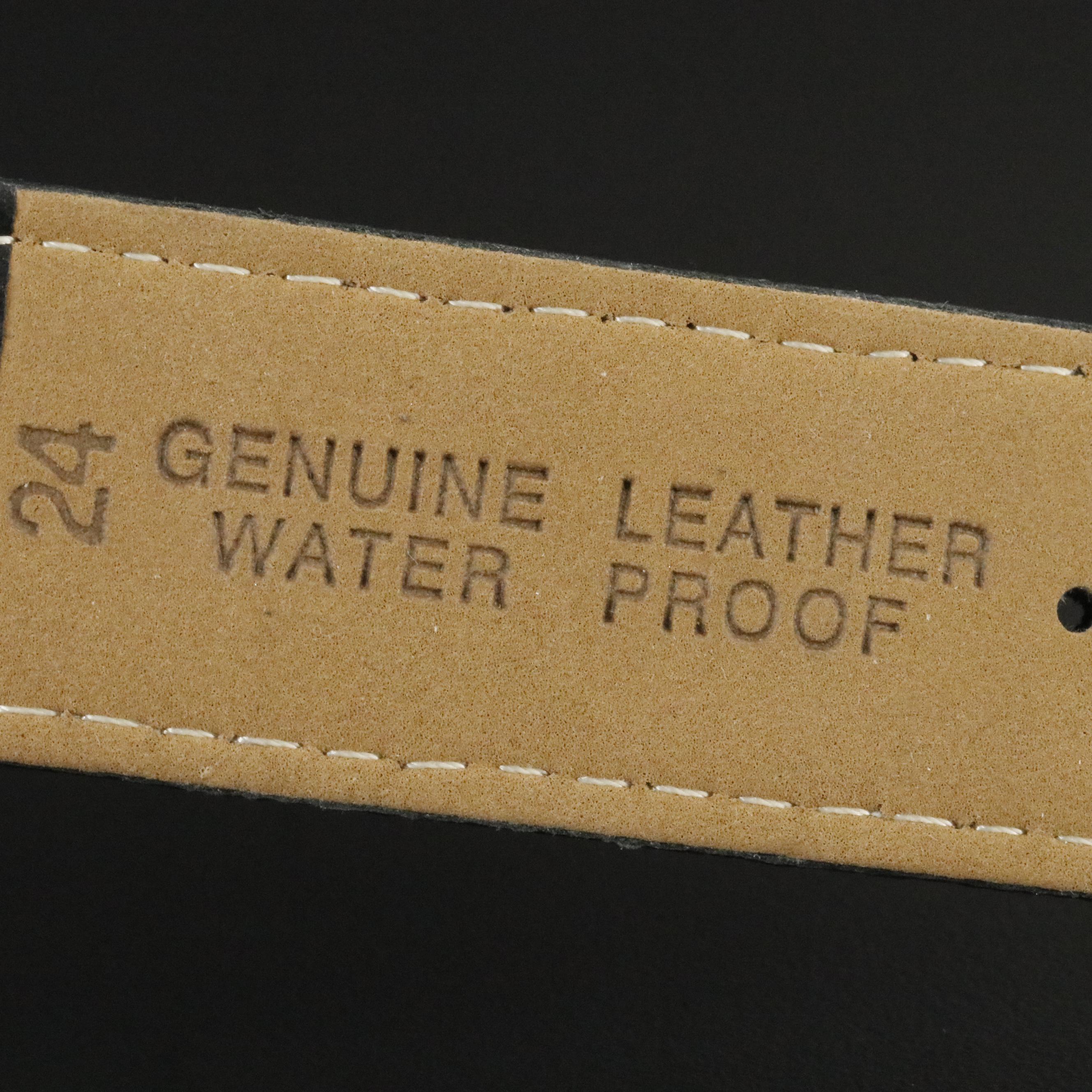 Gucci Chronoscope Custom 2.60ctw. Diamond Bezel St. Steel Quartz Watch