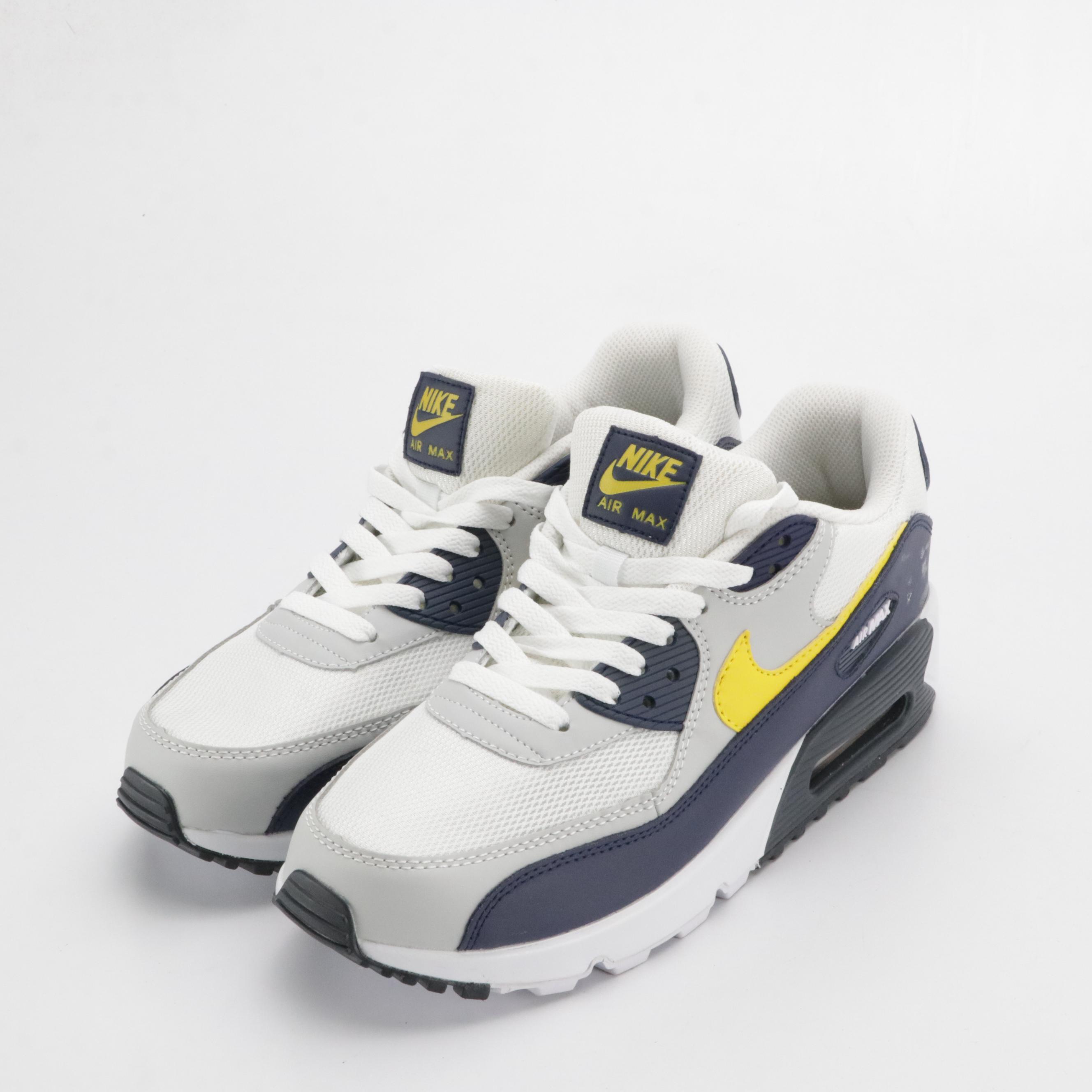 Men's Nike Air Max Sneakers in Navy Blue/Black and Navy Blue/White