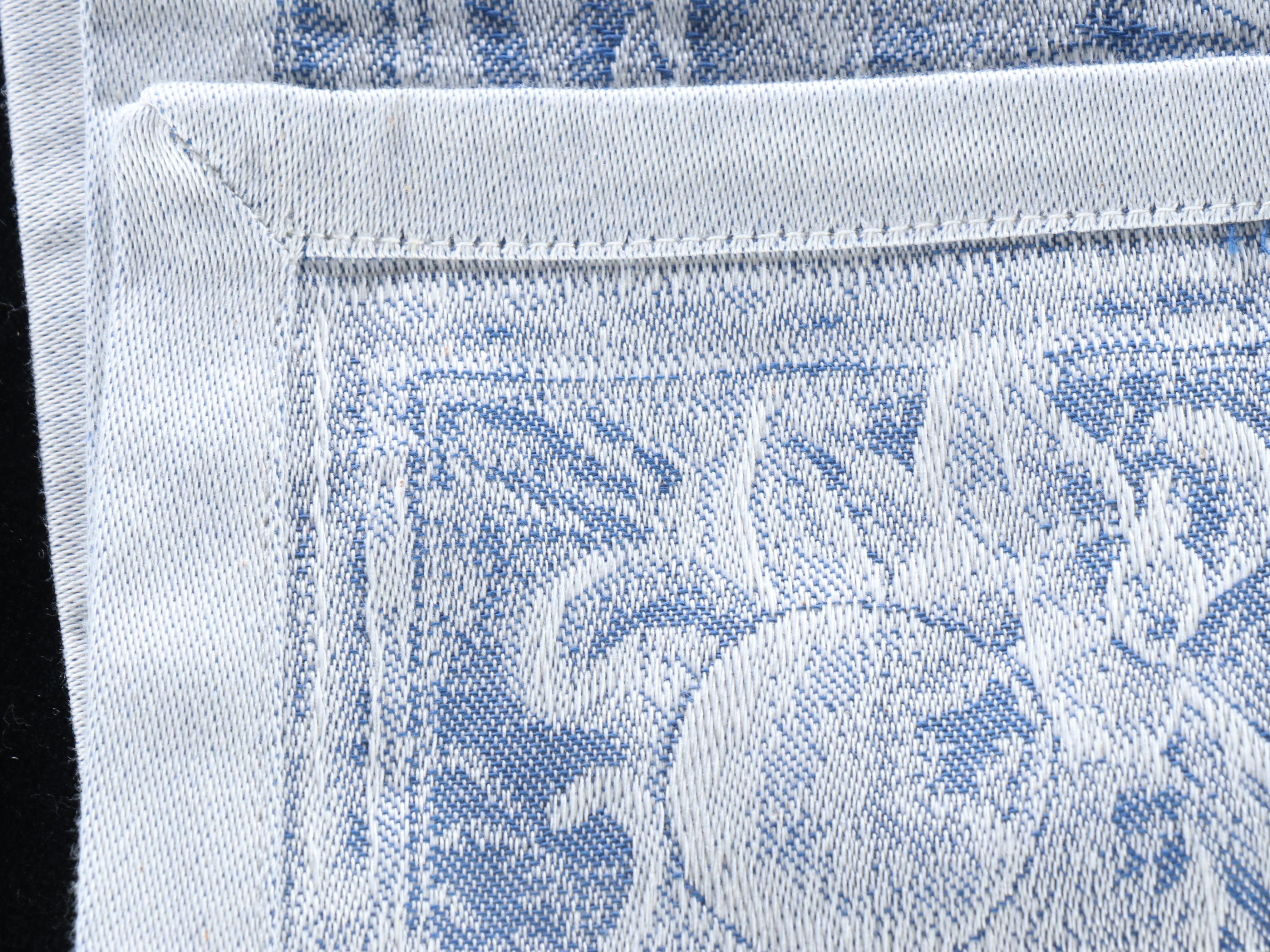 Lenox Placemats and Napkins with More Table Linens