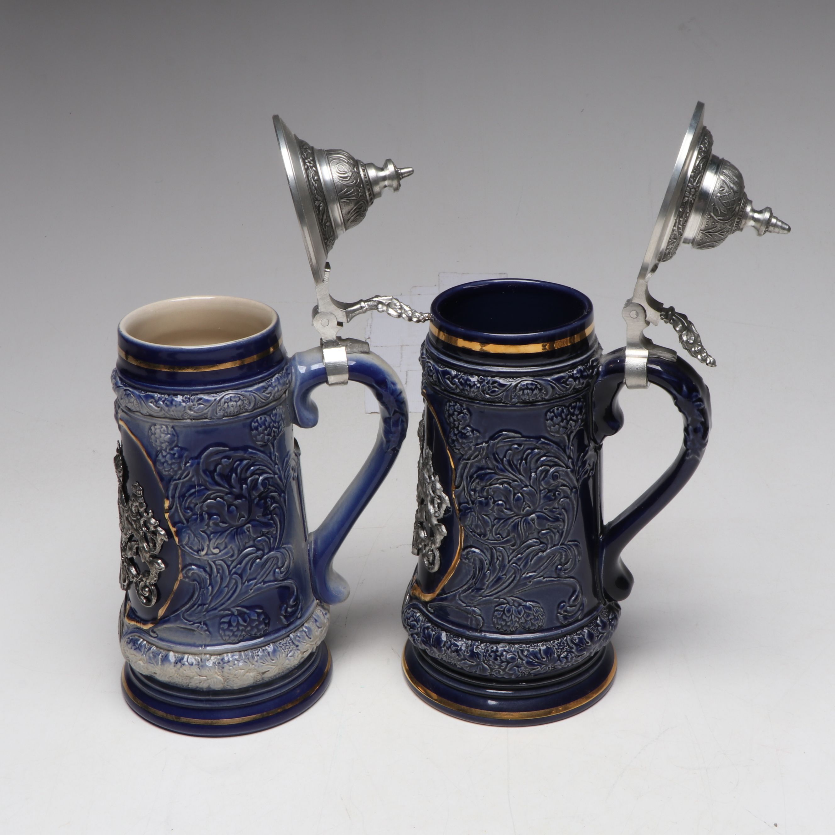 German Drinking Horn, With King, Thewalt, More Beer Steins in Collection