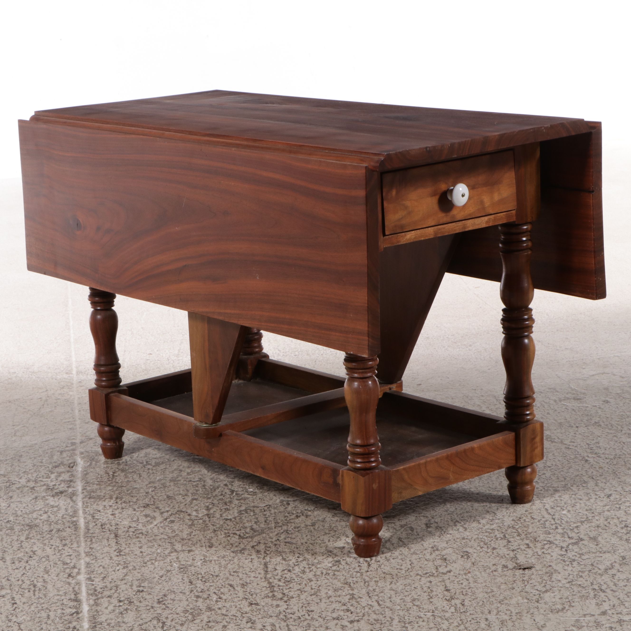 Bench-Made Walnut Drop-Leaf Side Table, Late 20th Century
