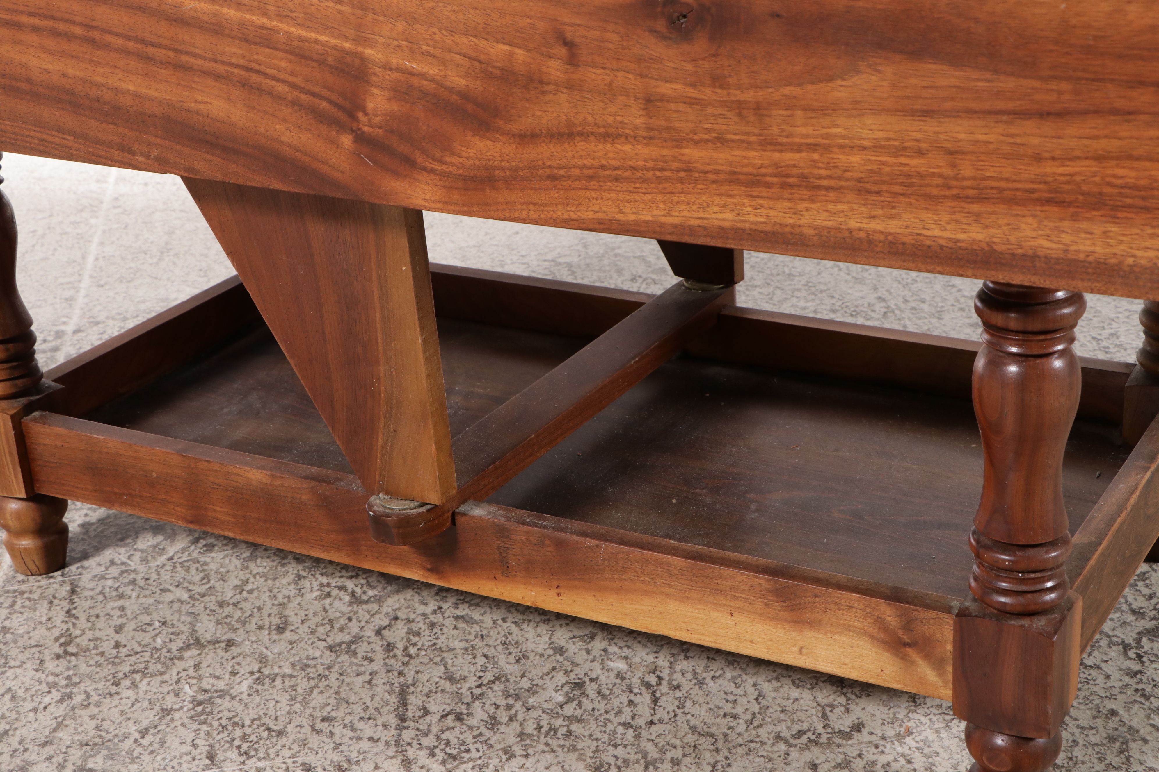Bench-Made Walnut Drop-Leaf Side Table, Late 20th Century