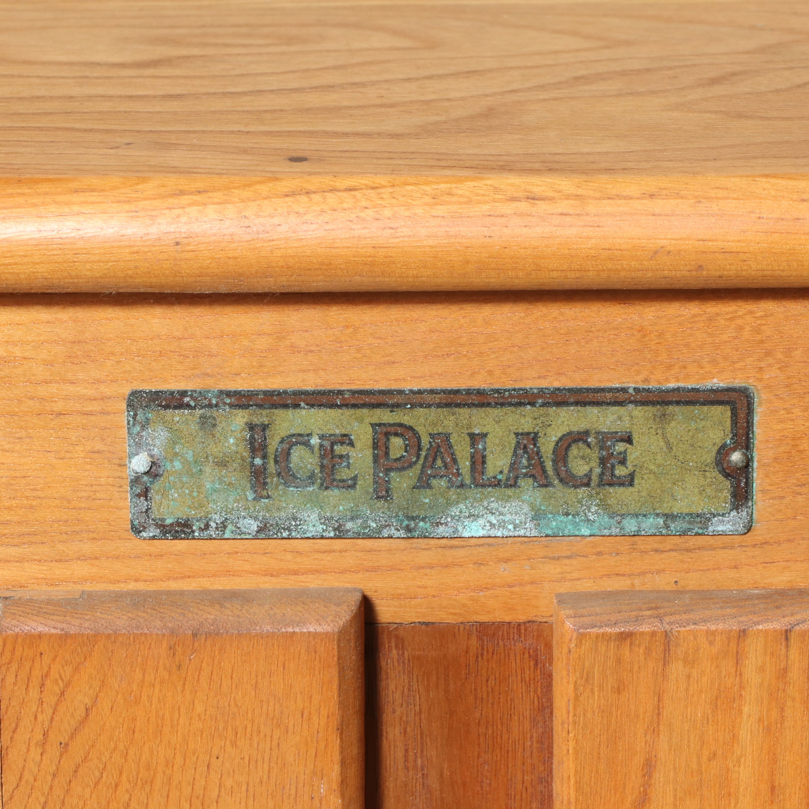 "Ice Palace" Ice Box
