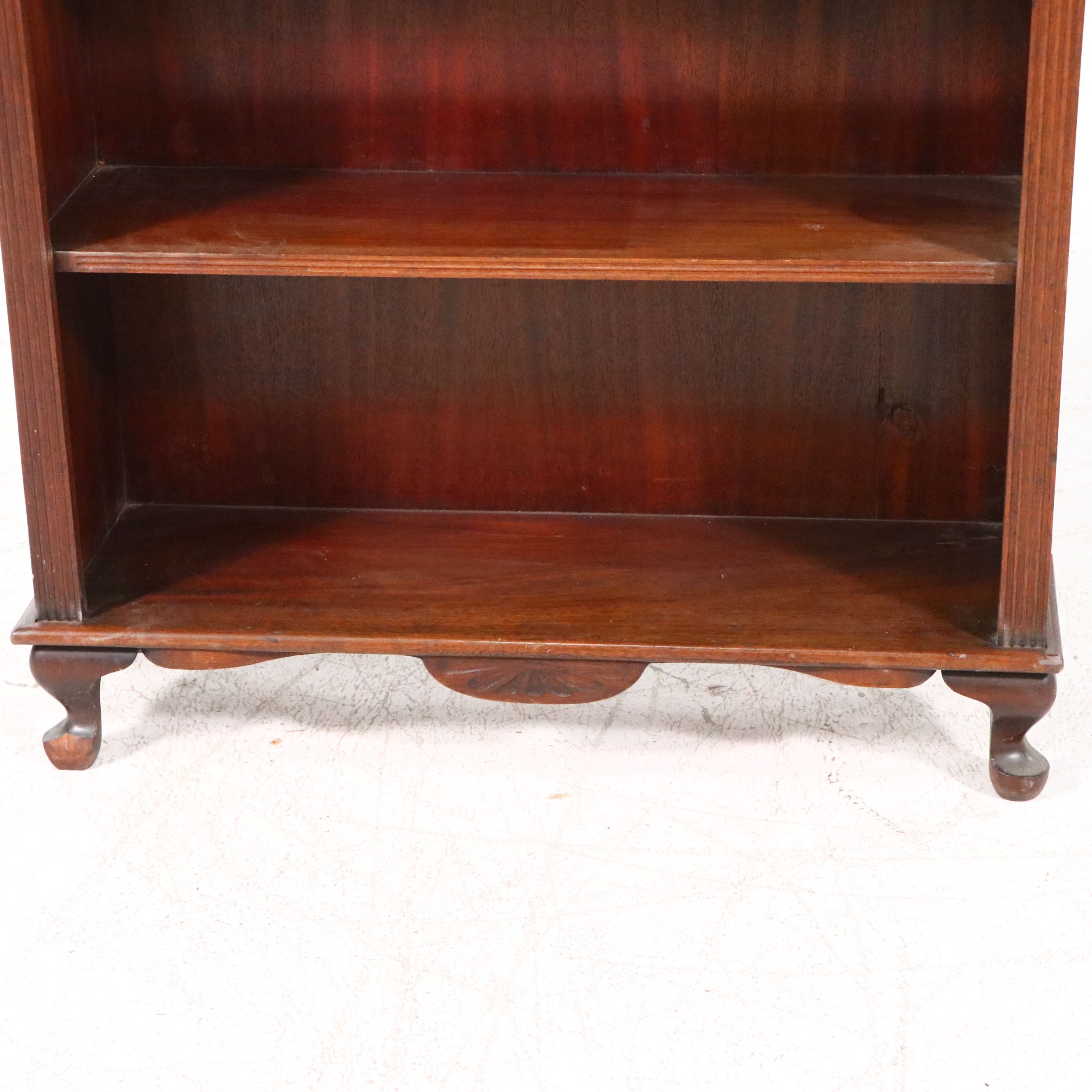 Bench-Made Federal Style Bookcase, Late 20th Century