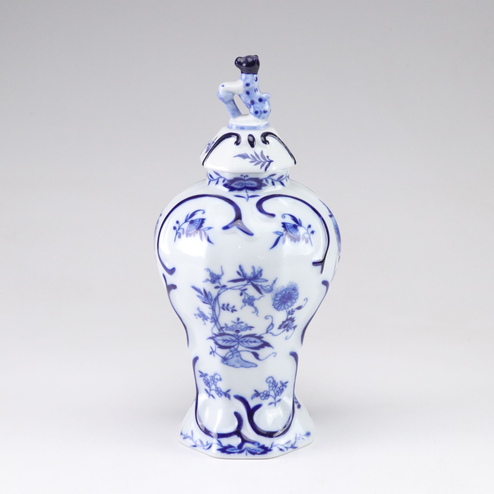Jeanne Reed Blue and White Porcelain Lidded Vase with Floral Motif