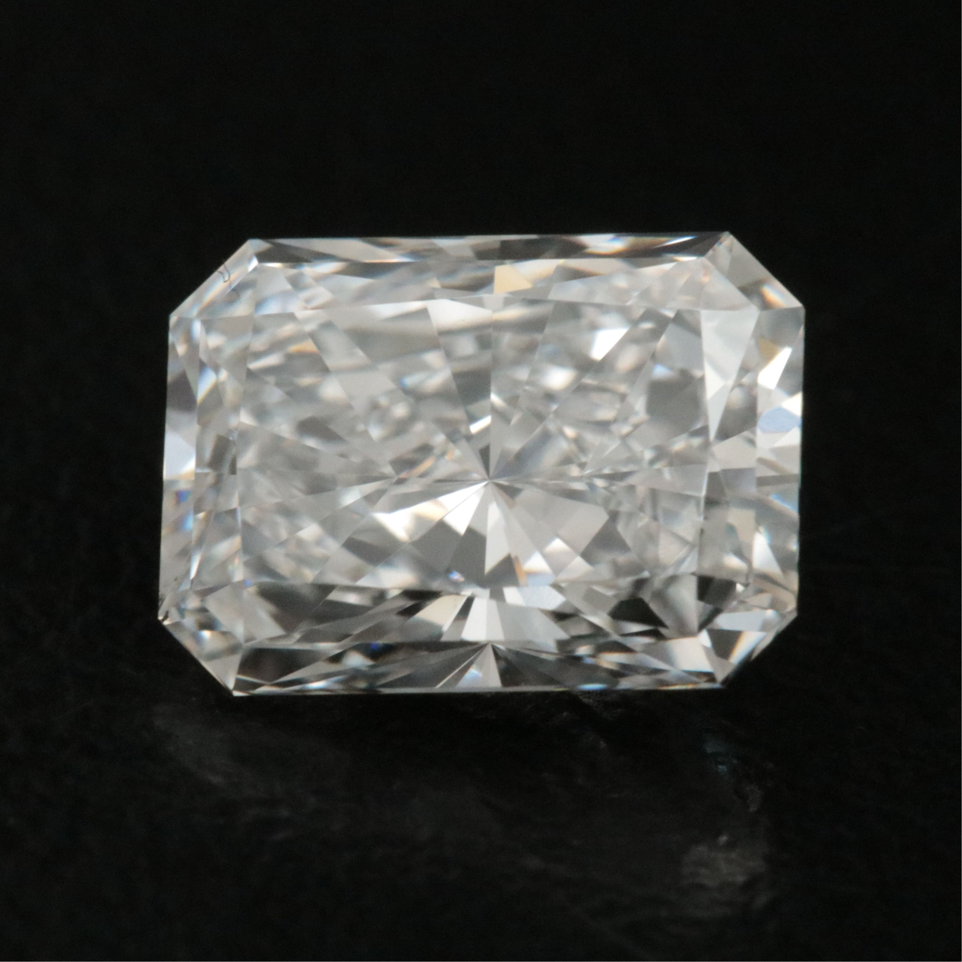 Loose 1.85 CT Lab Grown Diamond with IGI Report