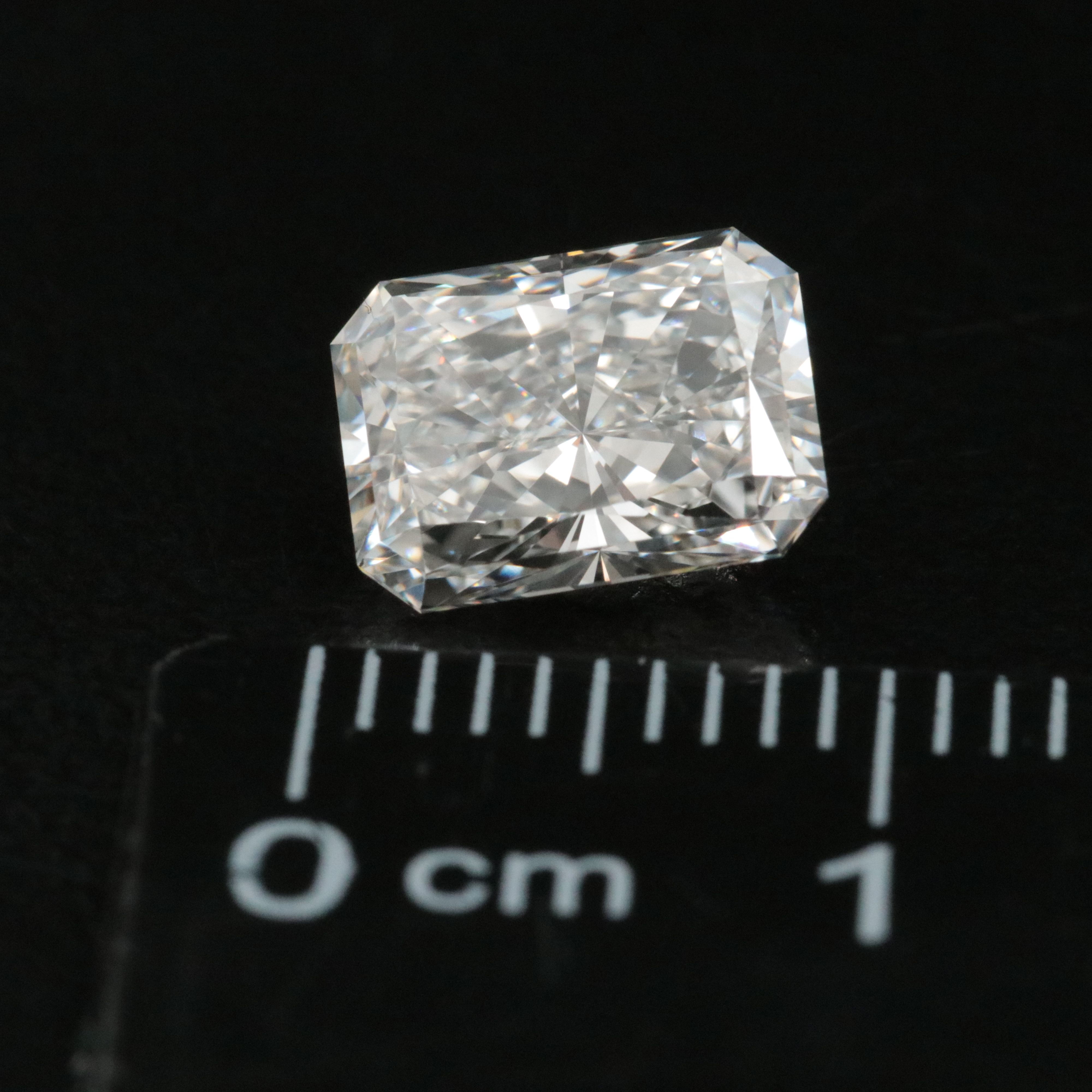 Loose 1.85 CT Lab Grown Diamond with IGI Report