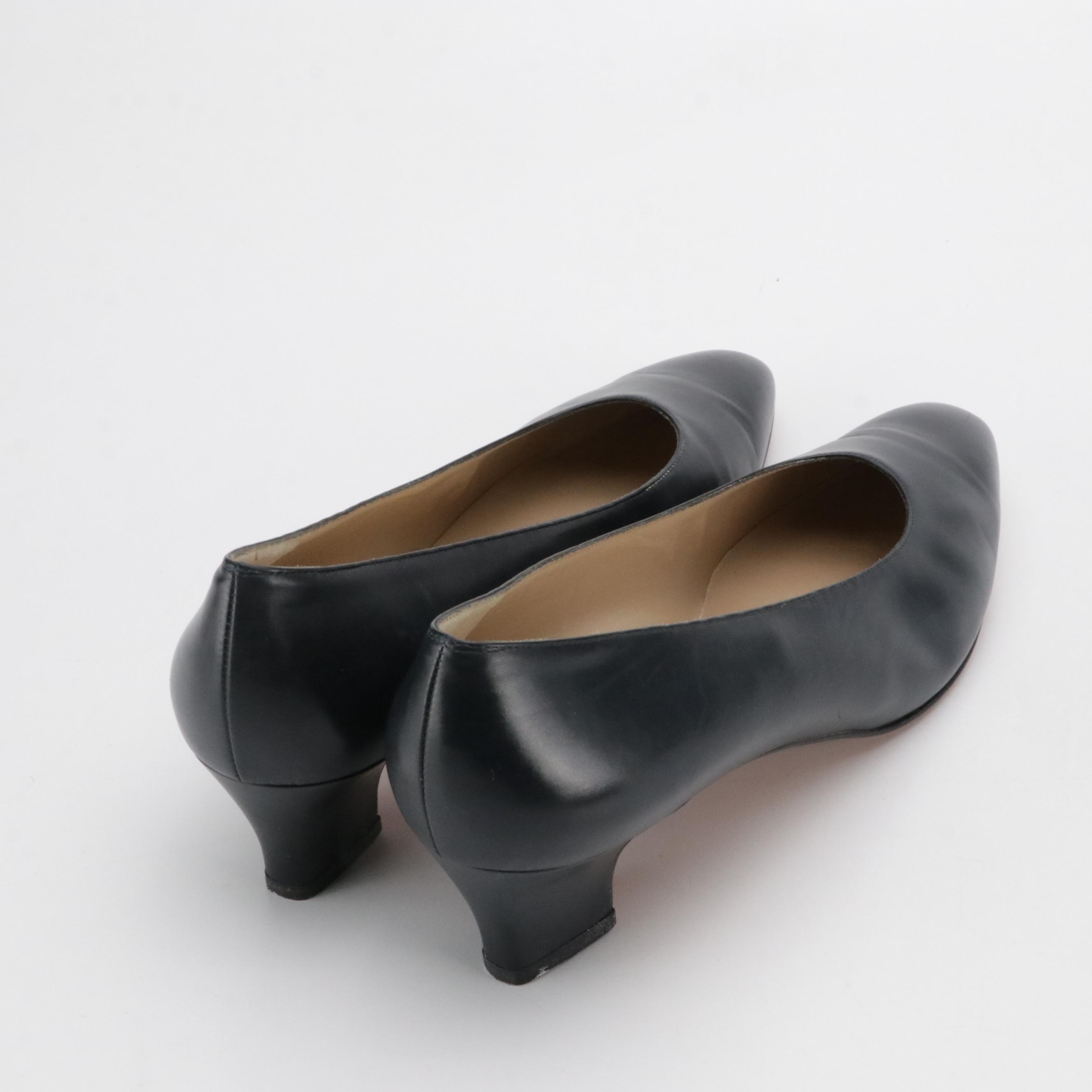 Salvatore Ferragamo Navy Blue Leather Vara Bow Pumps