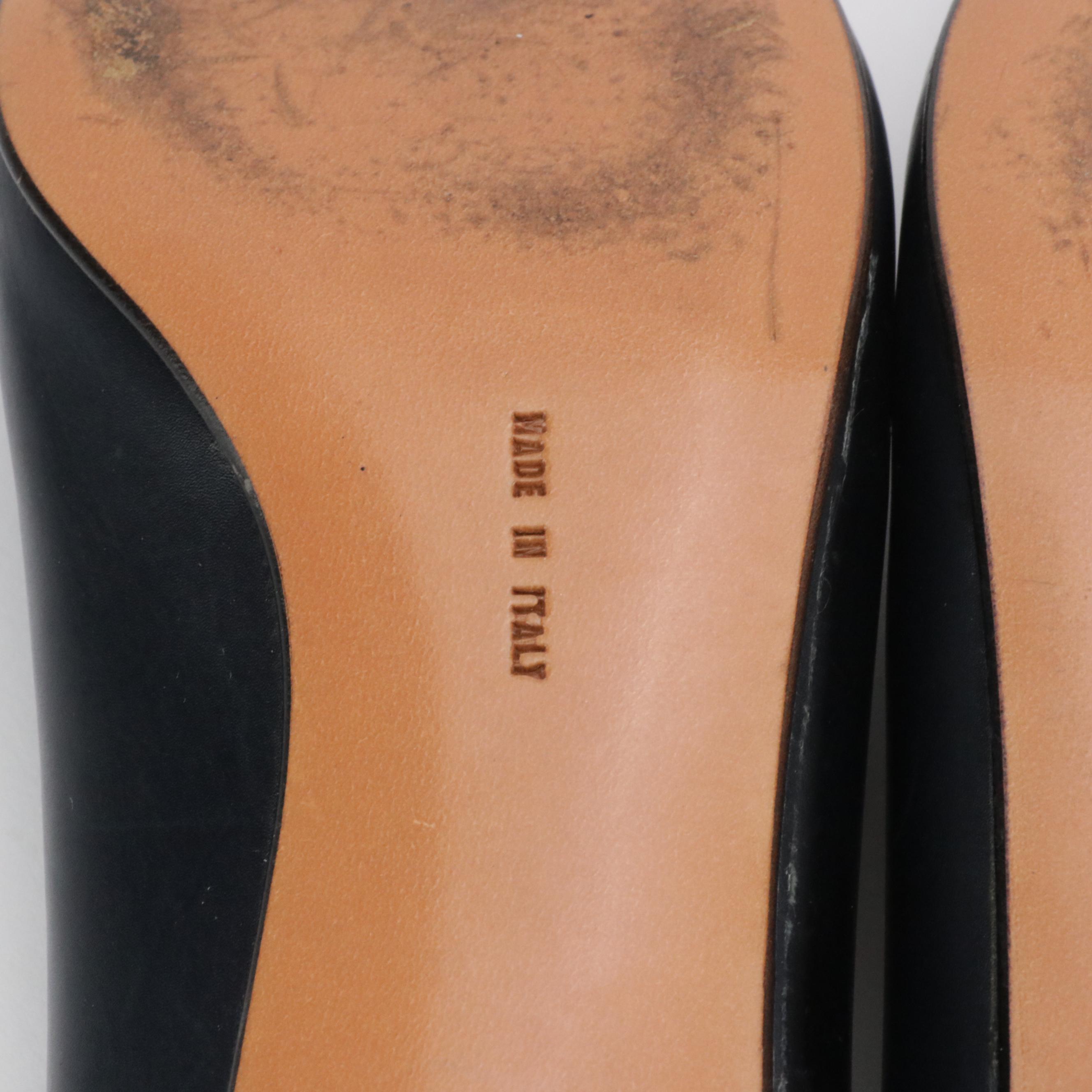 Salvatore Ferragamo Navy Blue Leather Vara Bow Pumps