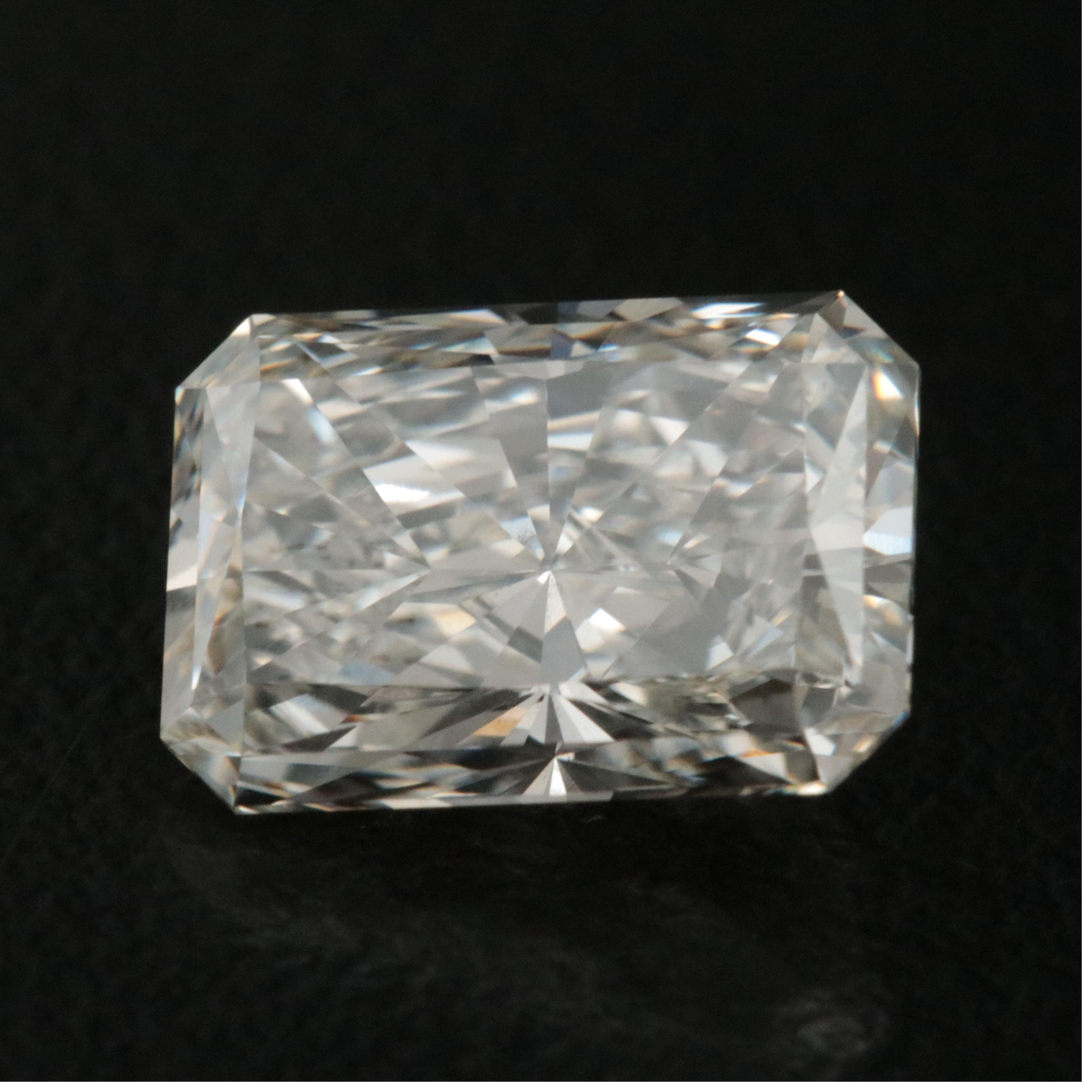 Loose 2.39 CT Lab Grown Diamond with IGI Report