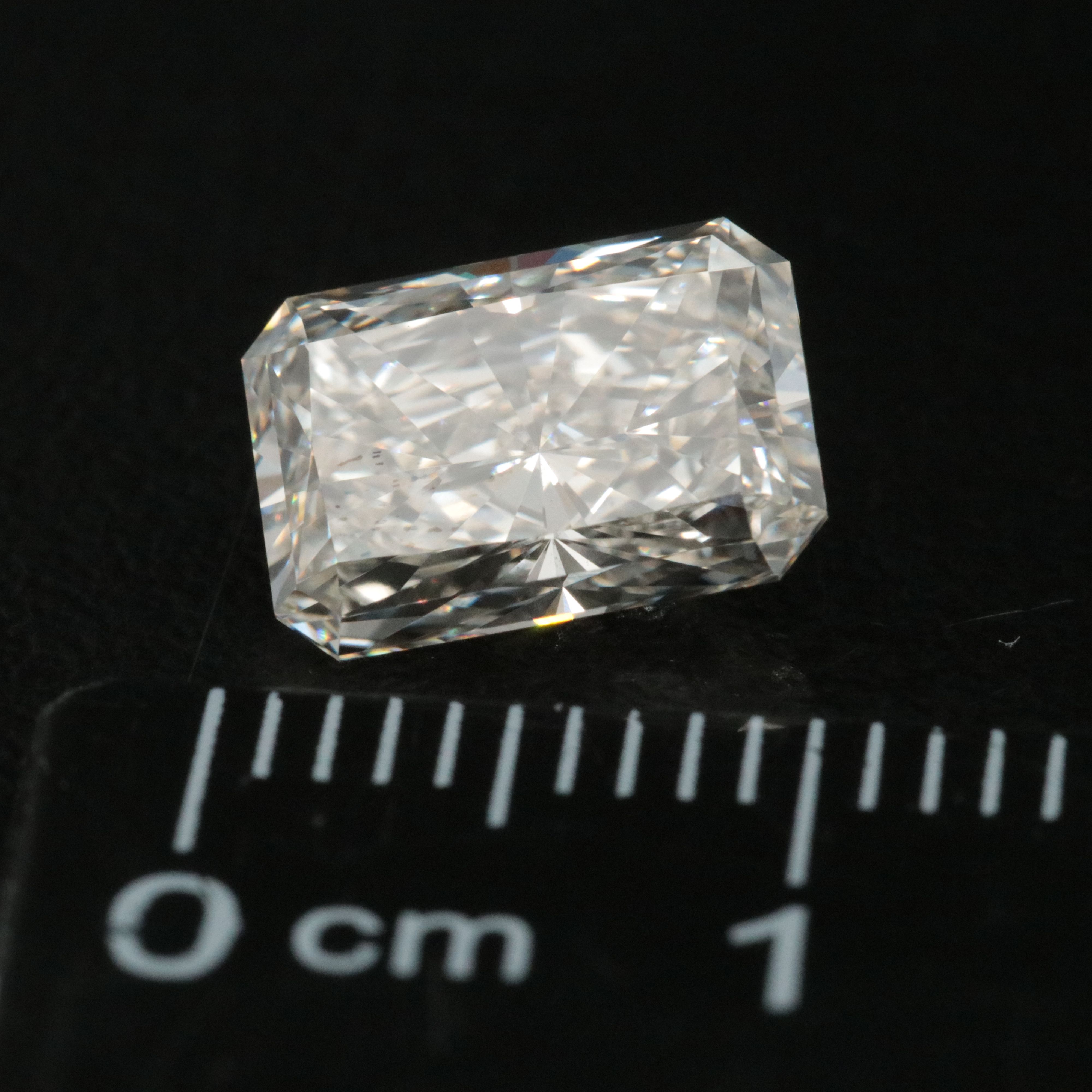 Loose 2.39 CT Lab Grown Diamond with IGI Report