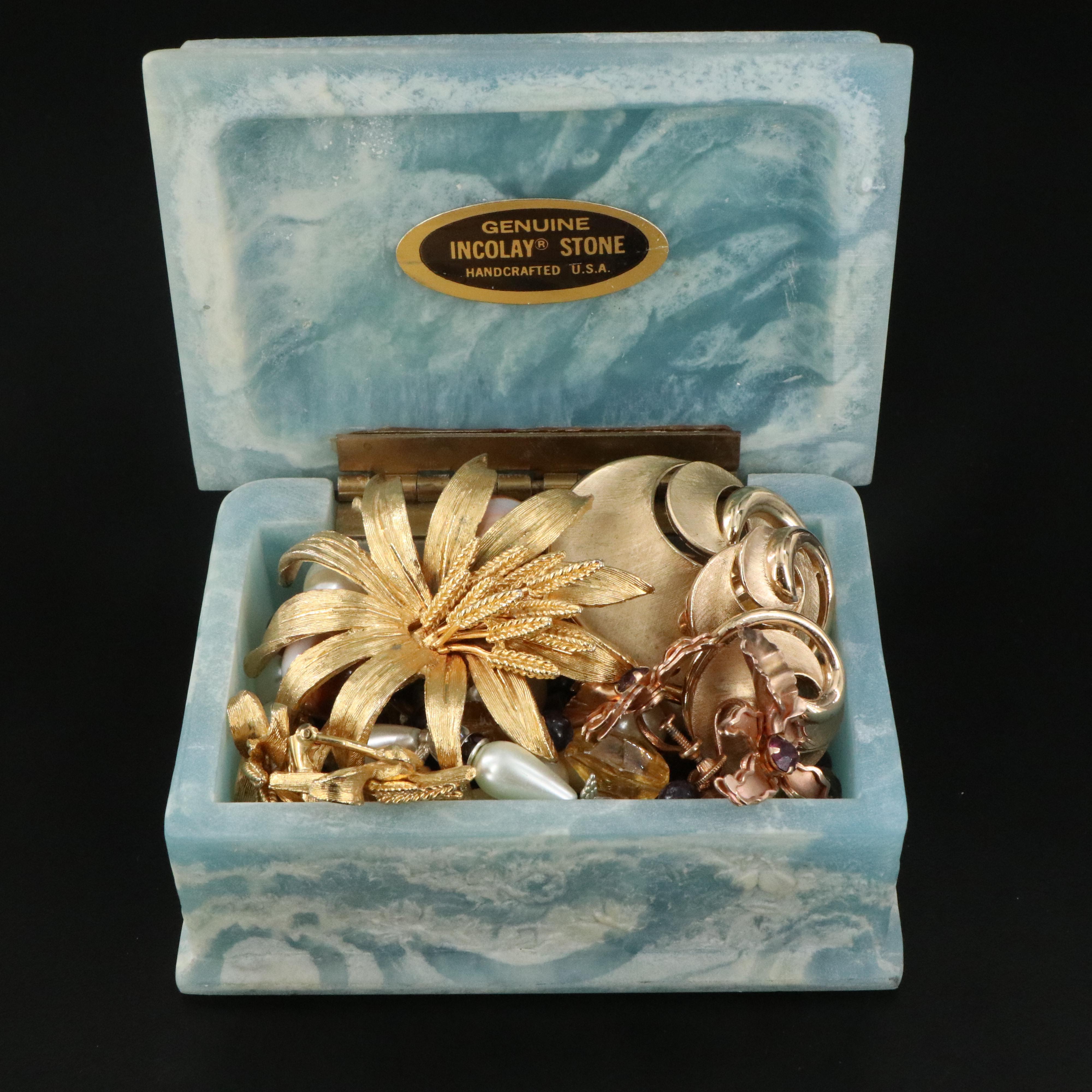 Uncommon Discoveries: Jewelry Collection