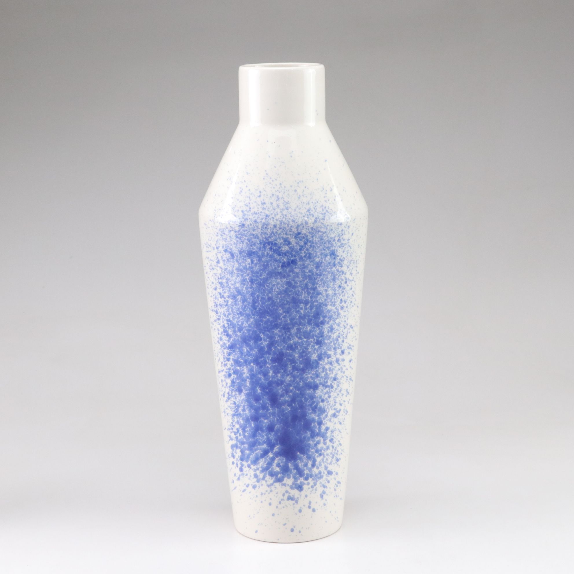 Spode "Blue Italian" Lasagne Dish, Sporvil Vase, and Lenox Holiday Platter