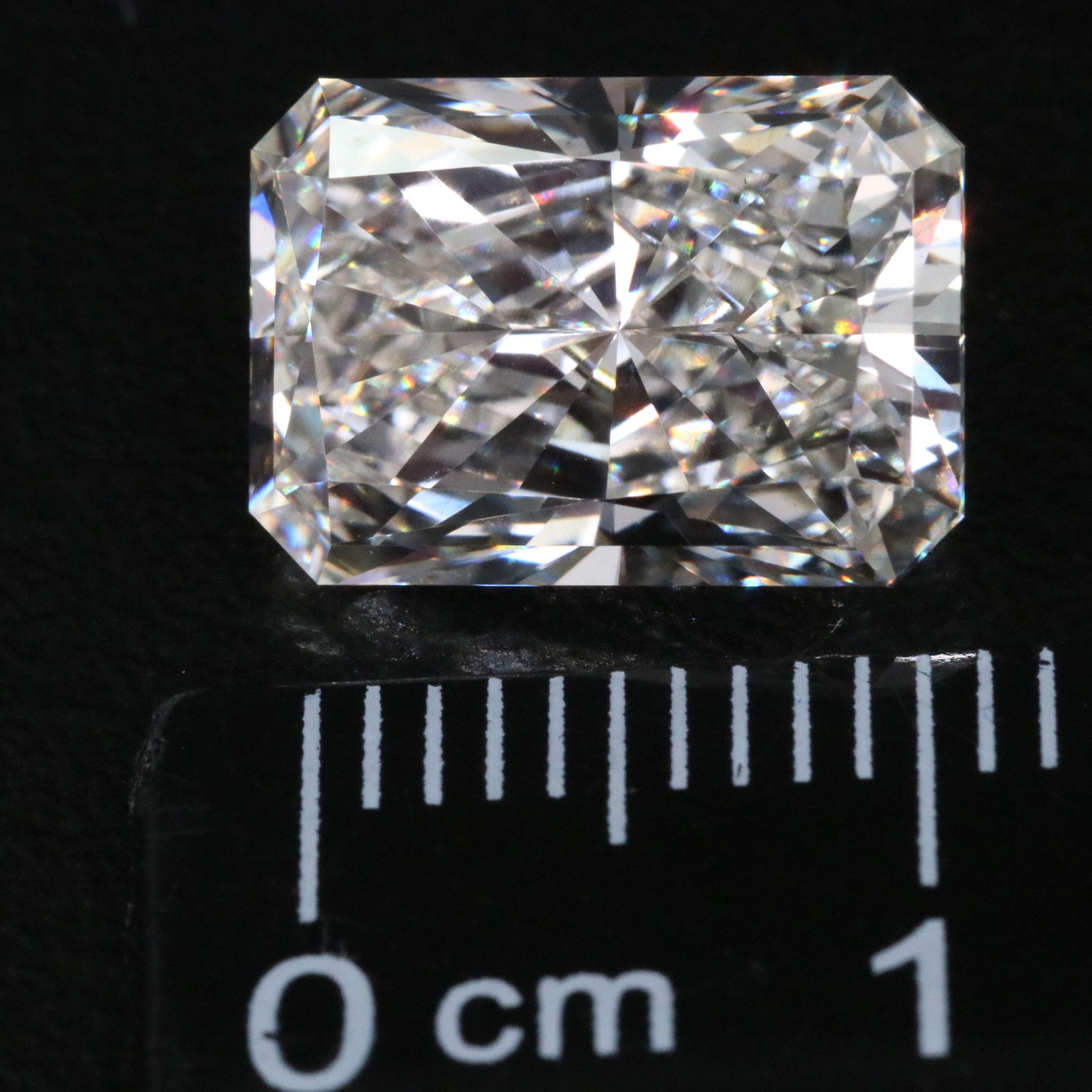 Loose 4.91 CT Lab Grown Diamond with IGI Report