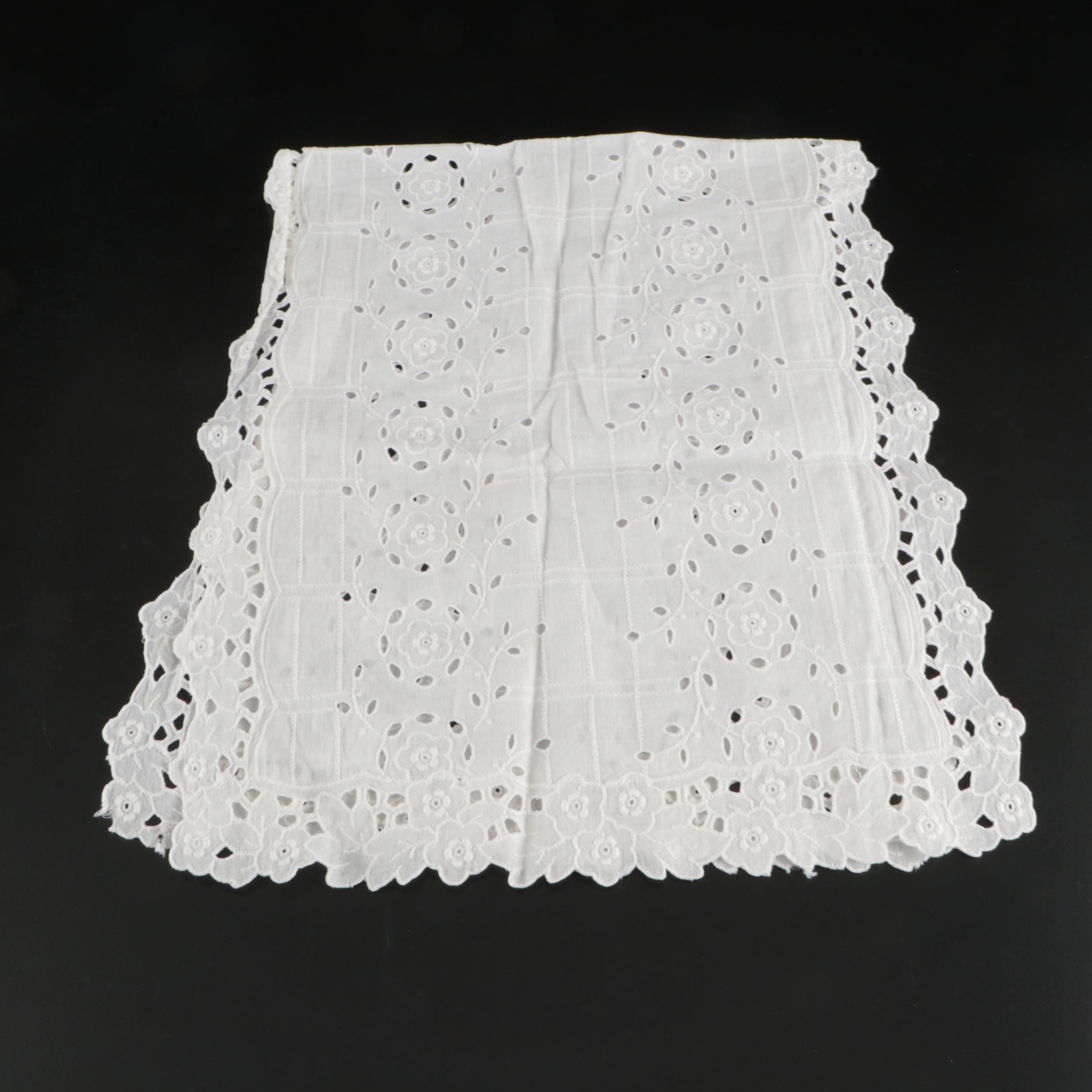 Tablecloths, Placemats, Napkins, and Table Runners with Embroidery and Lace