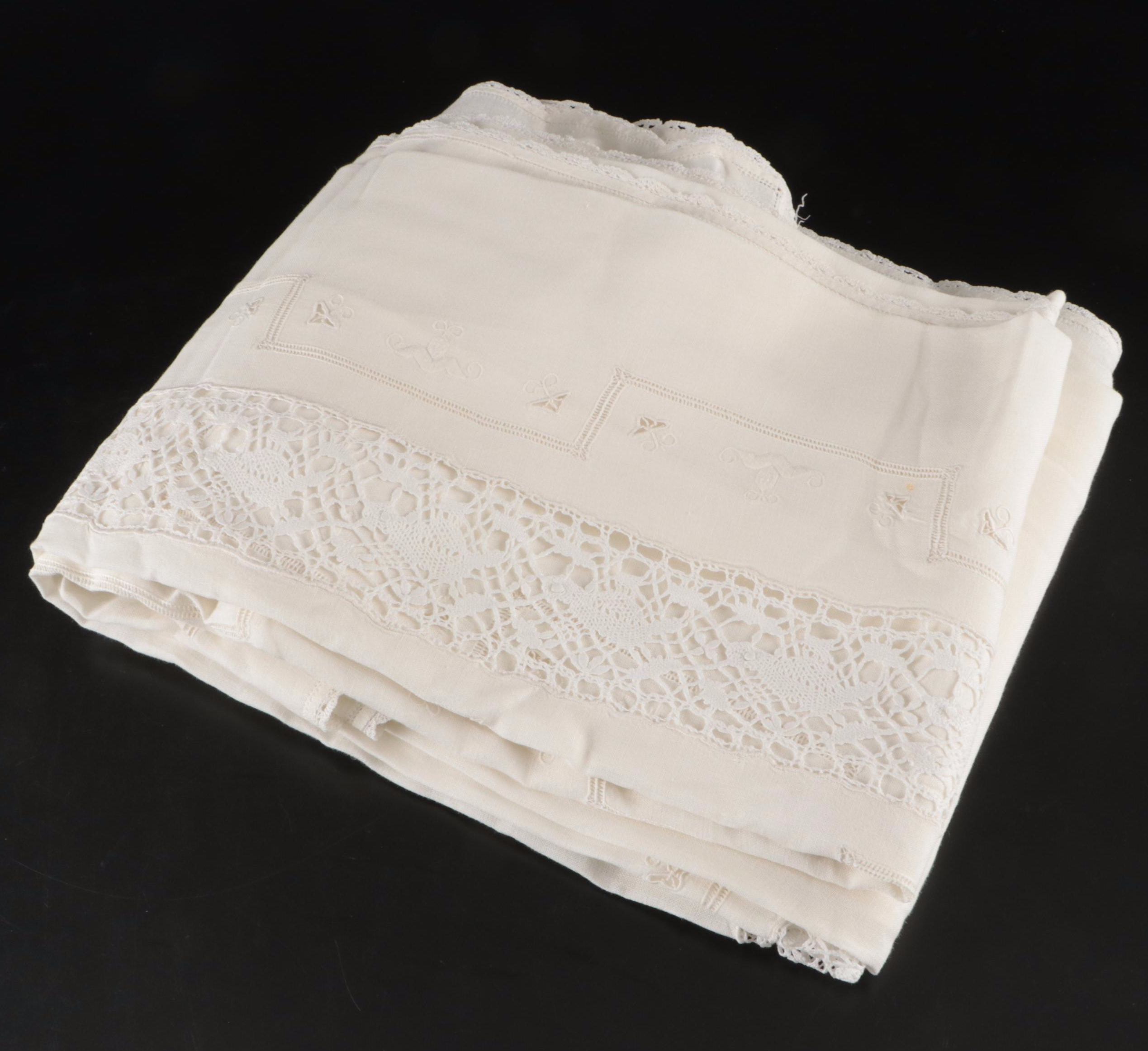 Tablecloths, Placemats, Napkins, and Table Runners with Embroidery and Lace