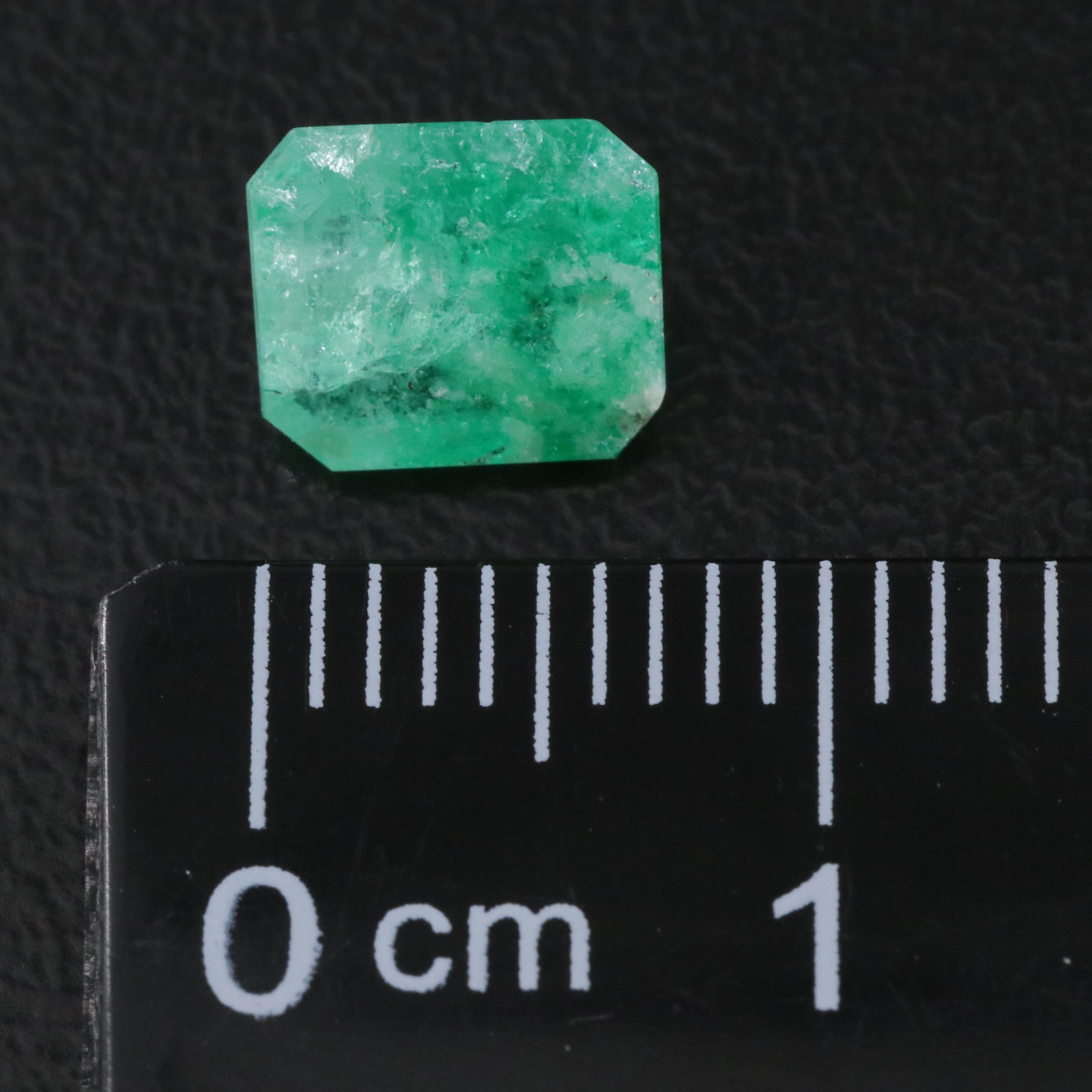 Loose 1.35 CT Emerald