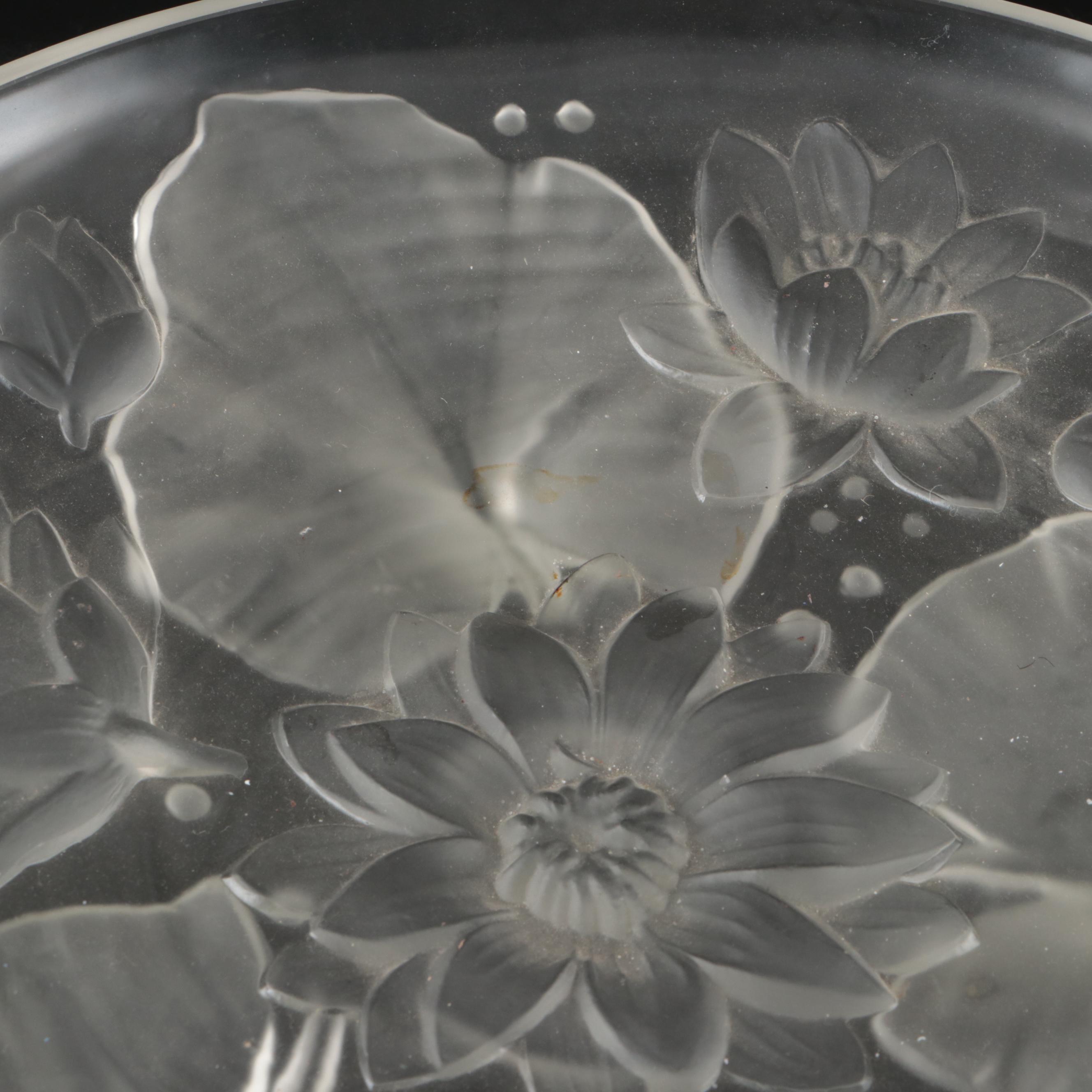 Verlys "Water Lily" Frosted Glass Bowl, Early to Mid-20th Century