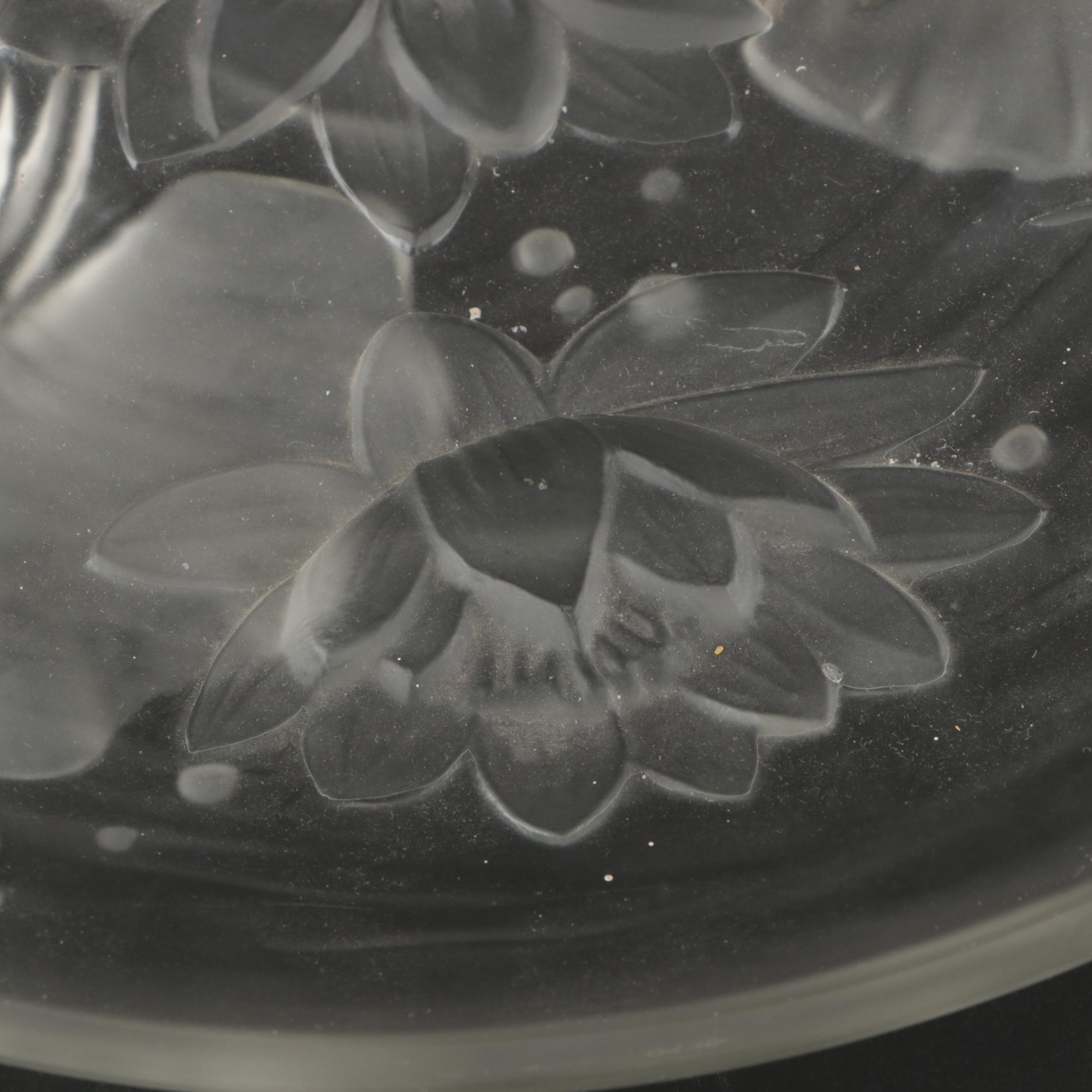 Verlys "Water Lily" Frosted Glass Bowl, Early to Mid-20th Century