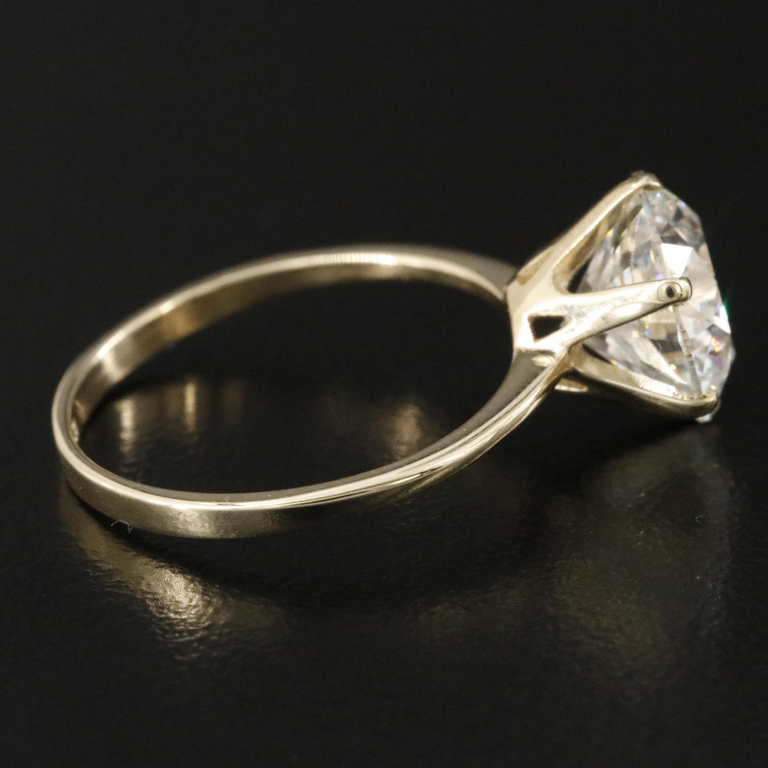 14K 3.00 CT Lab Grown Diamond Solitaire Ring with IGI Report