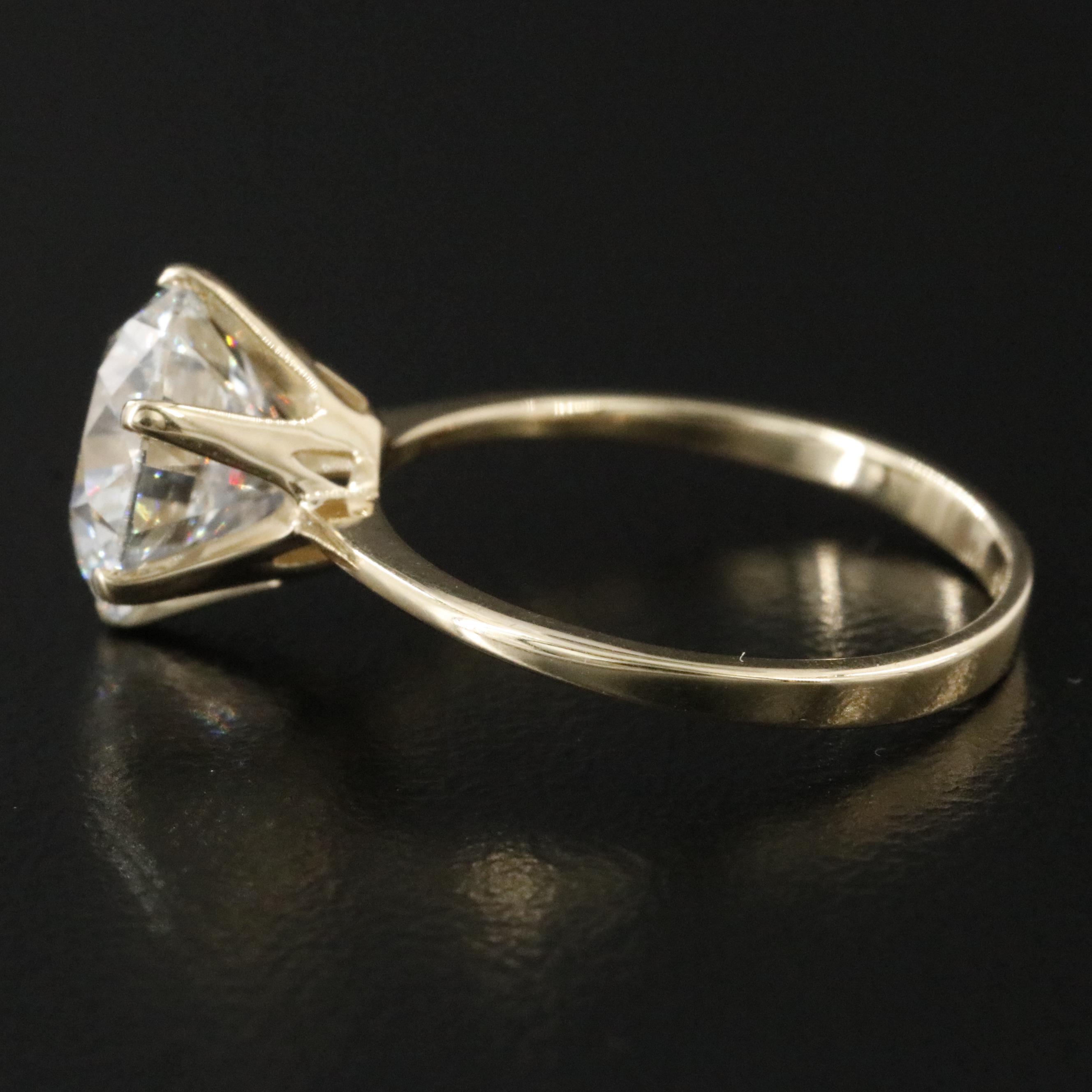 14K 3.00 CT Lab Grown Diamond Solitaire Ring with IGI Report