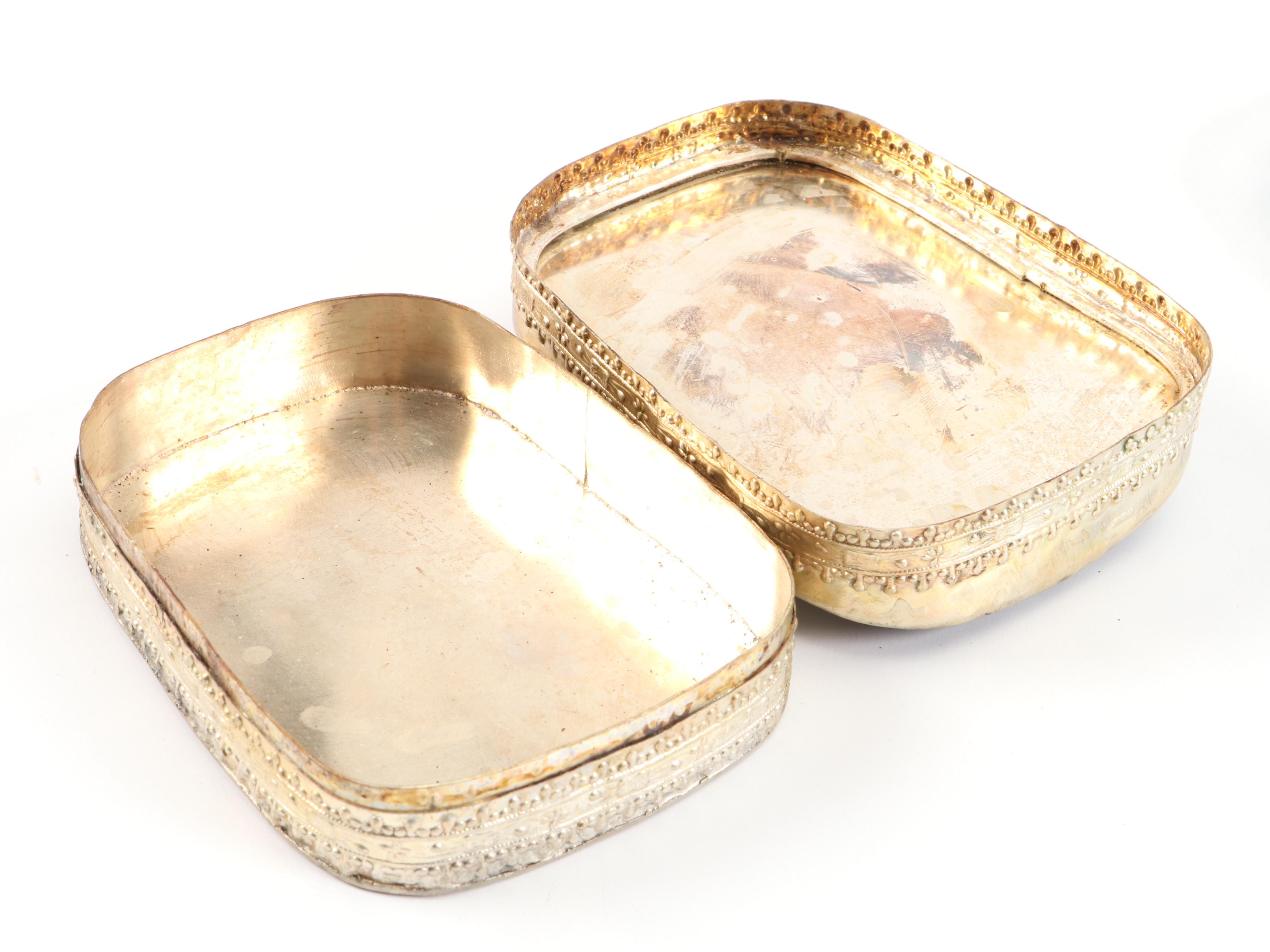 Mottahedeh "Blue Canton" Ceramic Scalloped Bowl and More Blue and White Décor