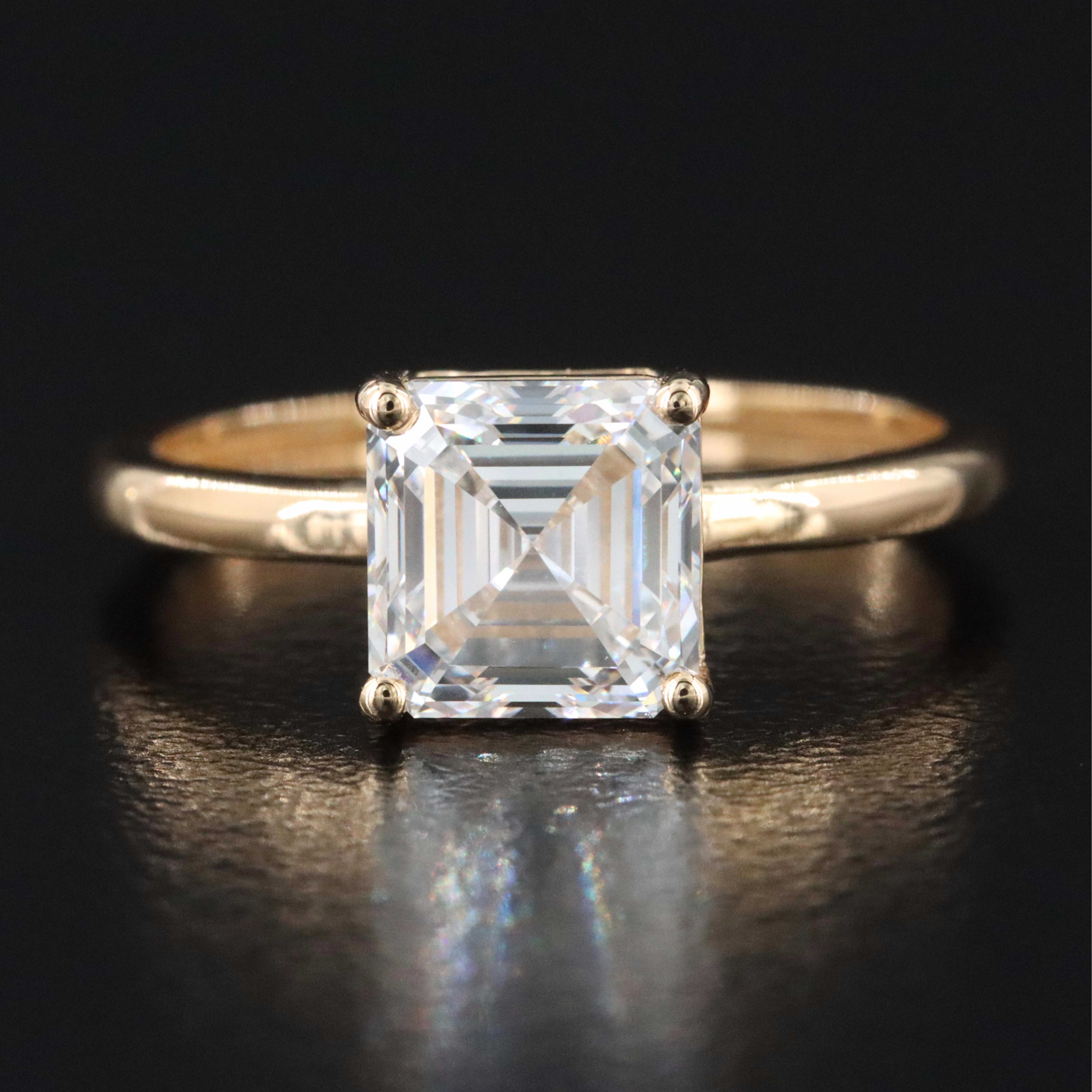 18K 1.74 CT Lab Grown Diamond Solitaire Ring with IGI Report