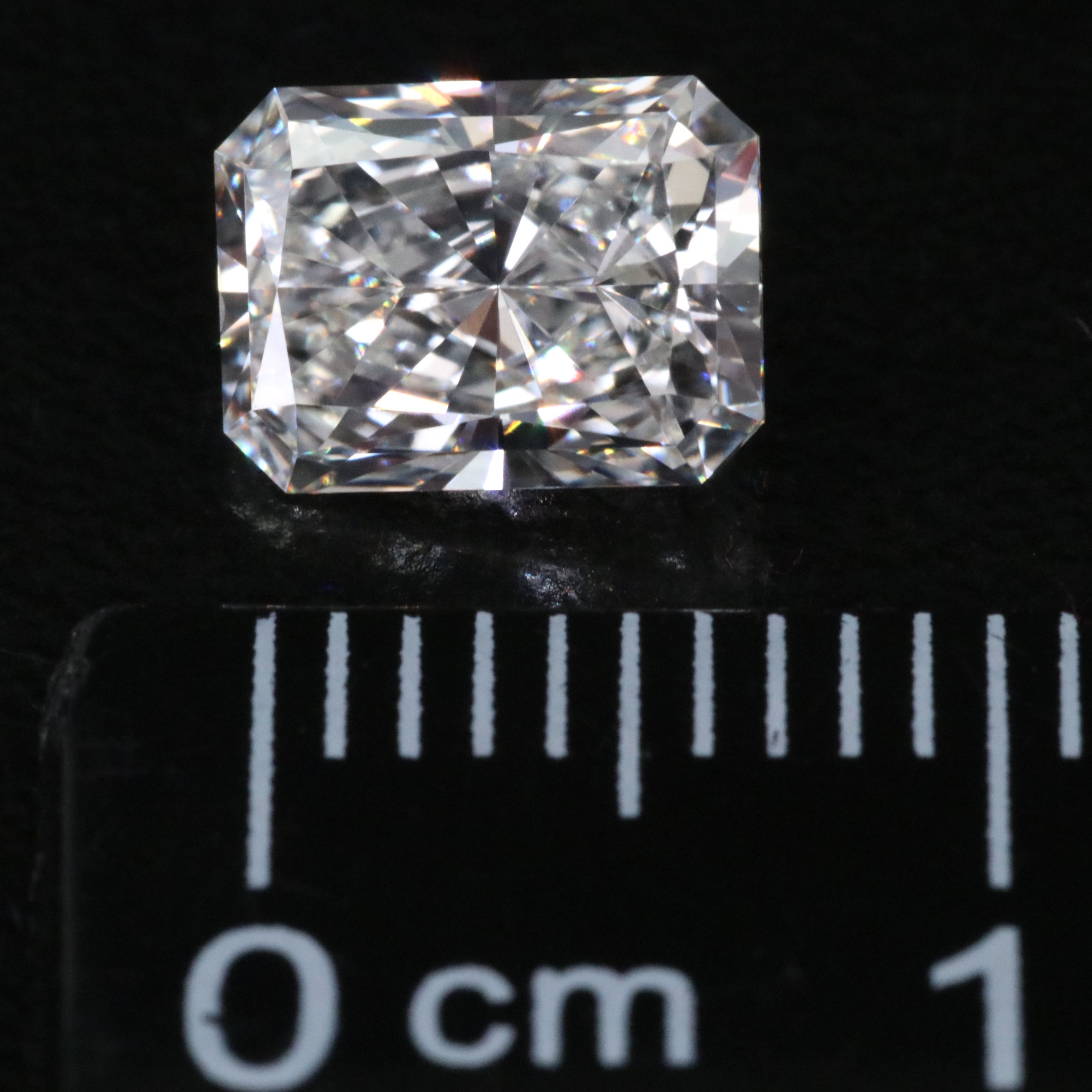 Loose 1.39 CT Lab Grown Diamond with IGI Report