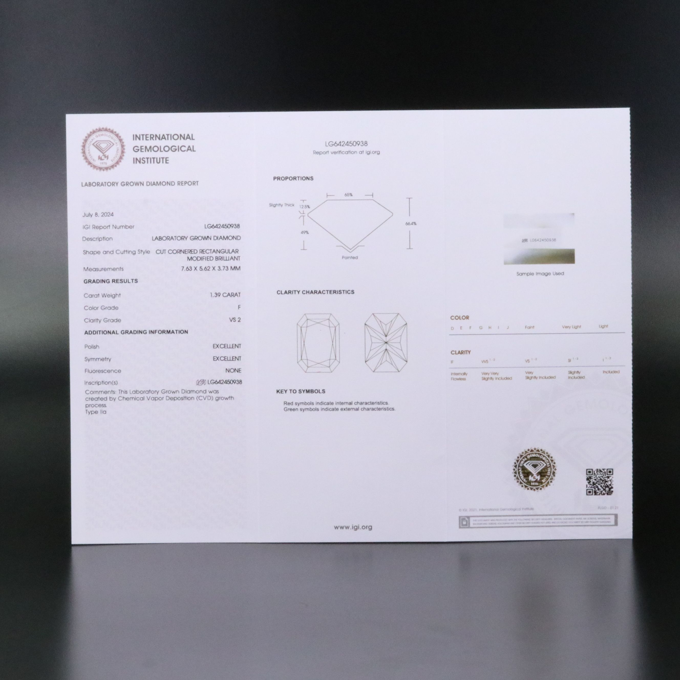 Loose 1.39 CT Lab Grown Diamond with IGI Report