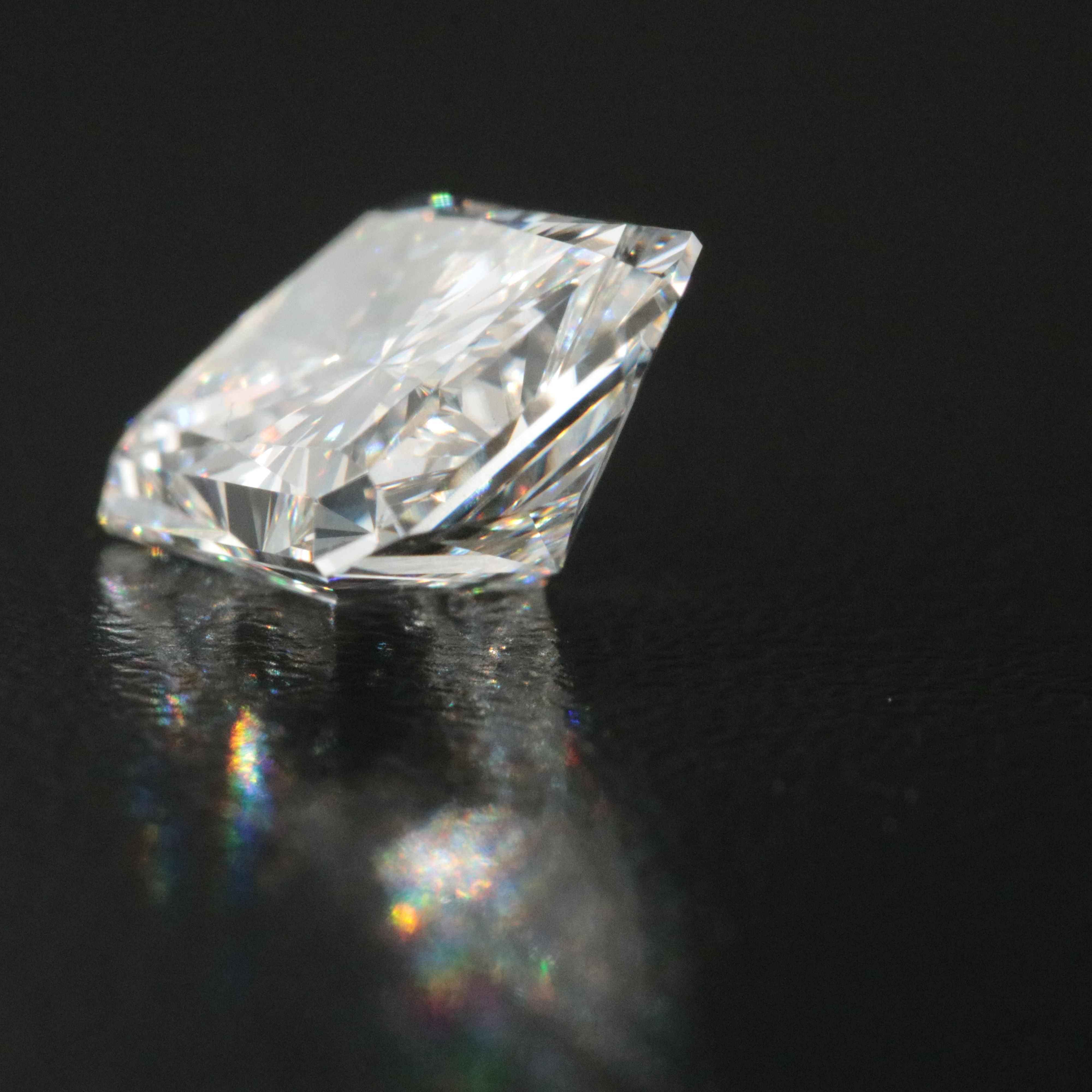 Loose 3.89 CT Lab Grown Diamond with IGI Report