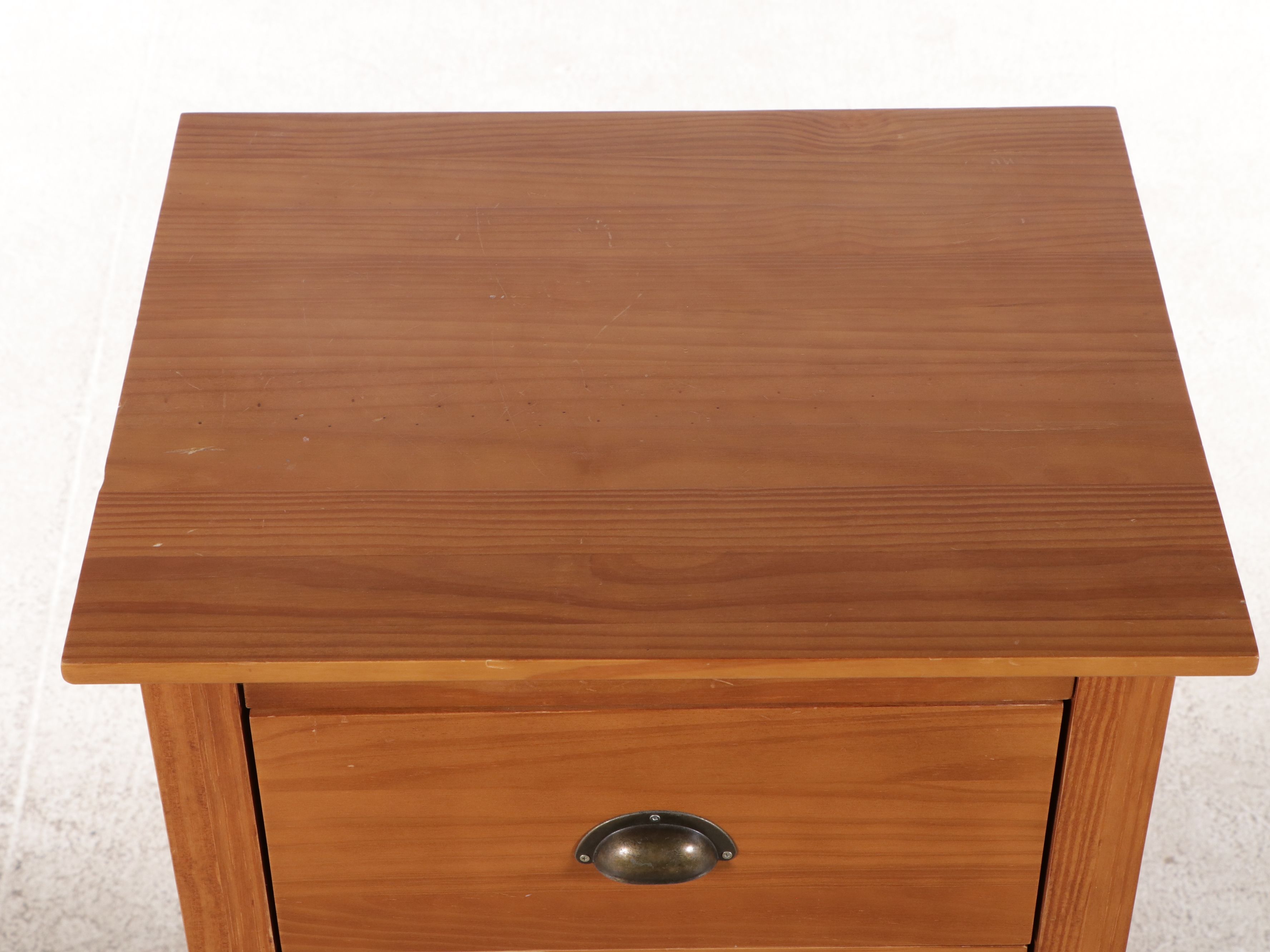 Shaker Style Lingerie Chest