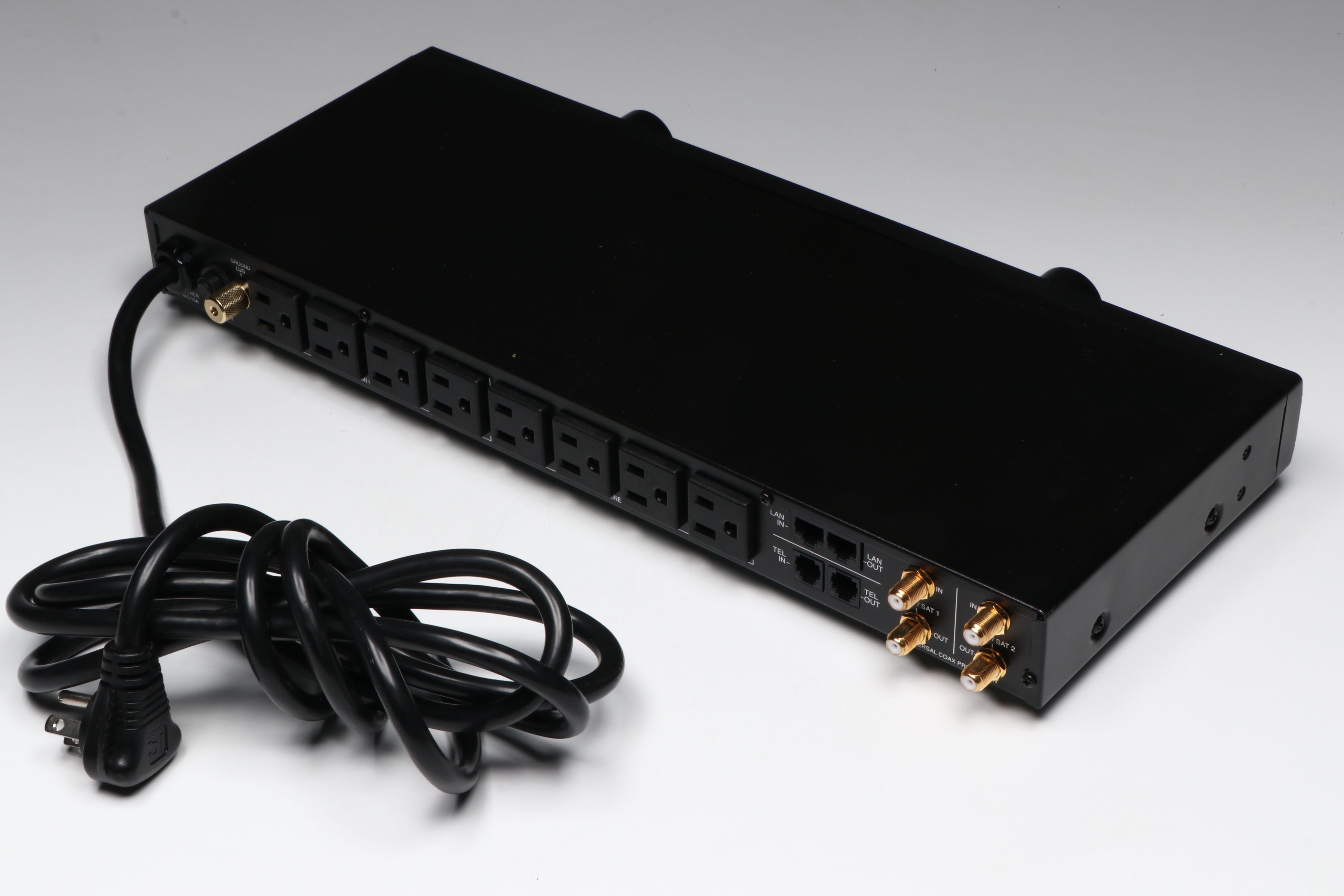 Sonos "Connect" Audio Player with URC "MX-10" and Panamax "MR-4300" Systems