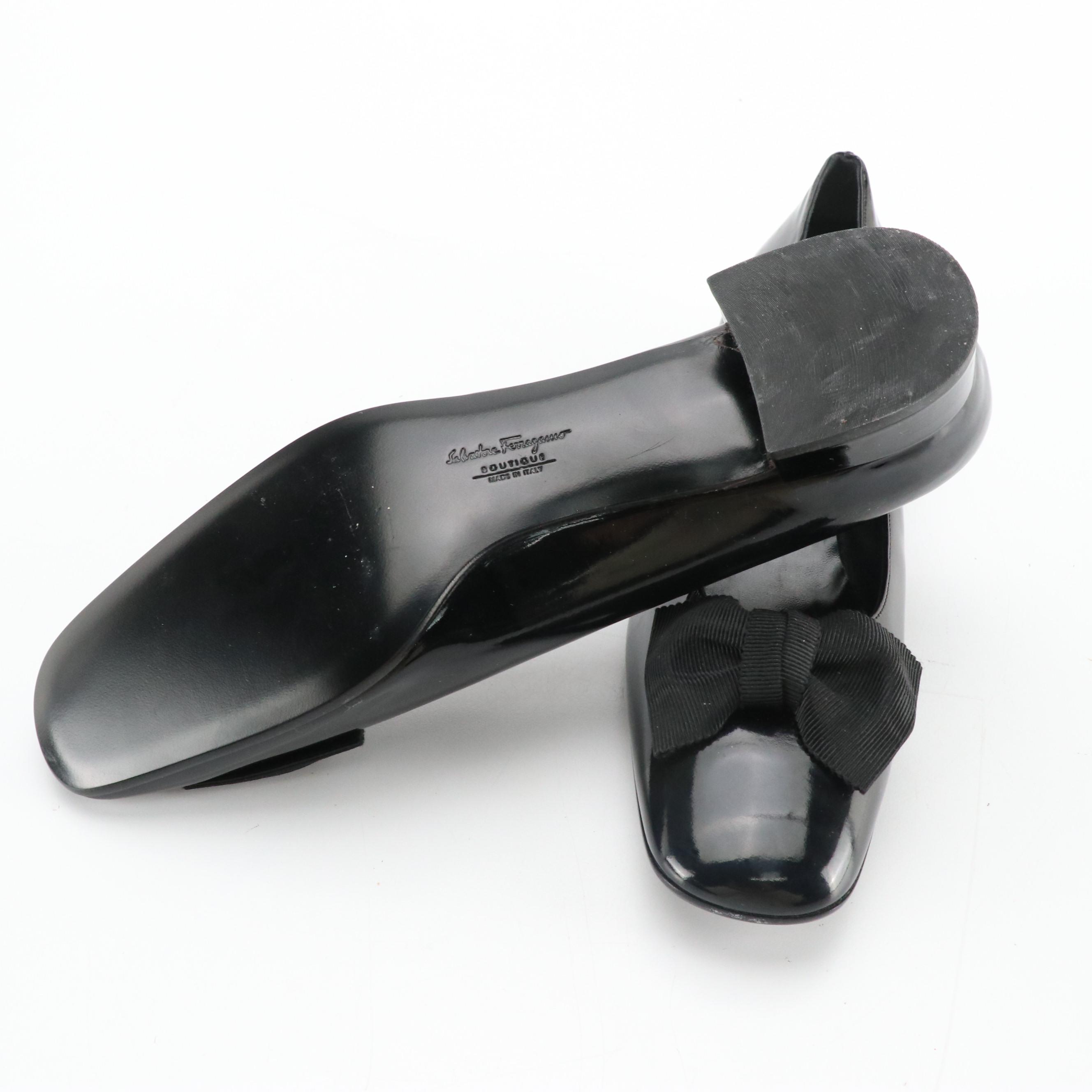 Salvatore Ferragamo Vintage Shiny Black Leather Bow Detailed Low-Heeled Shoes