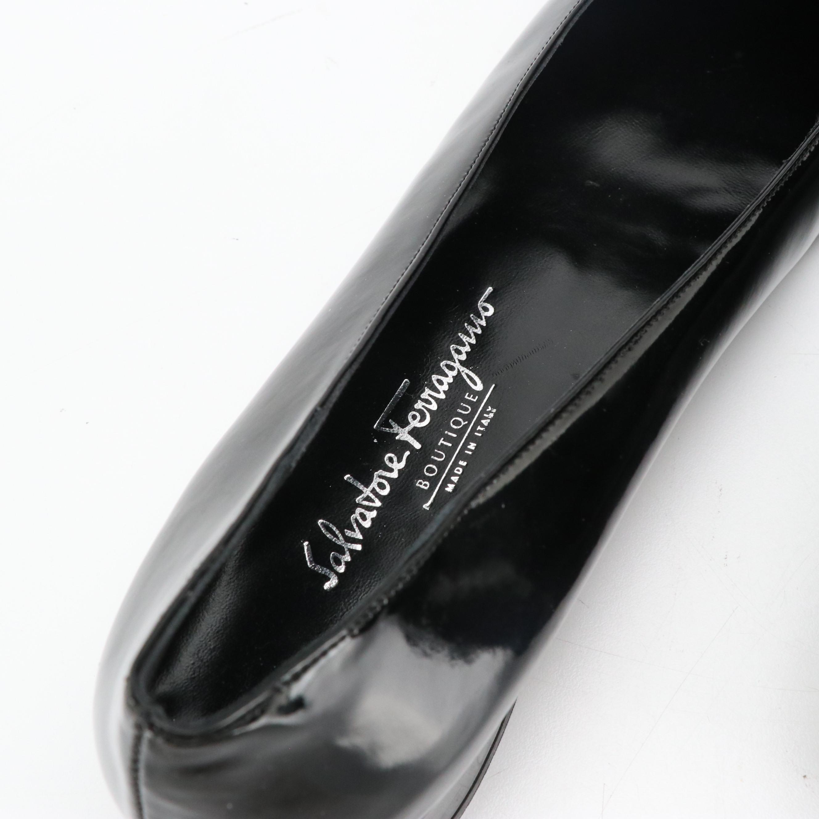 Salvatore Ferragamo Vintage Shiny Black Leather Bow Detailed Low-Heeled Shoes