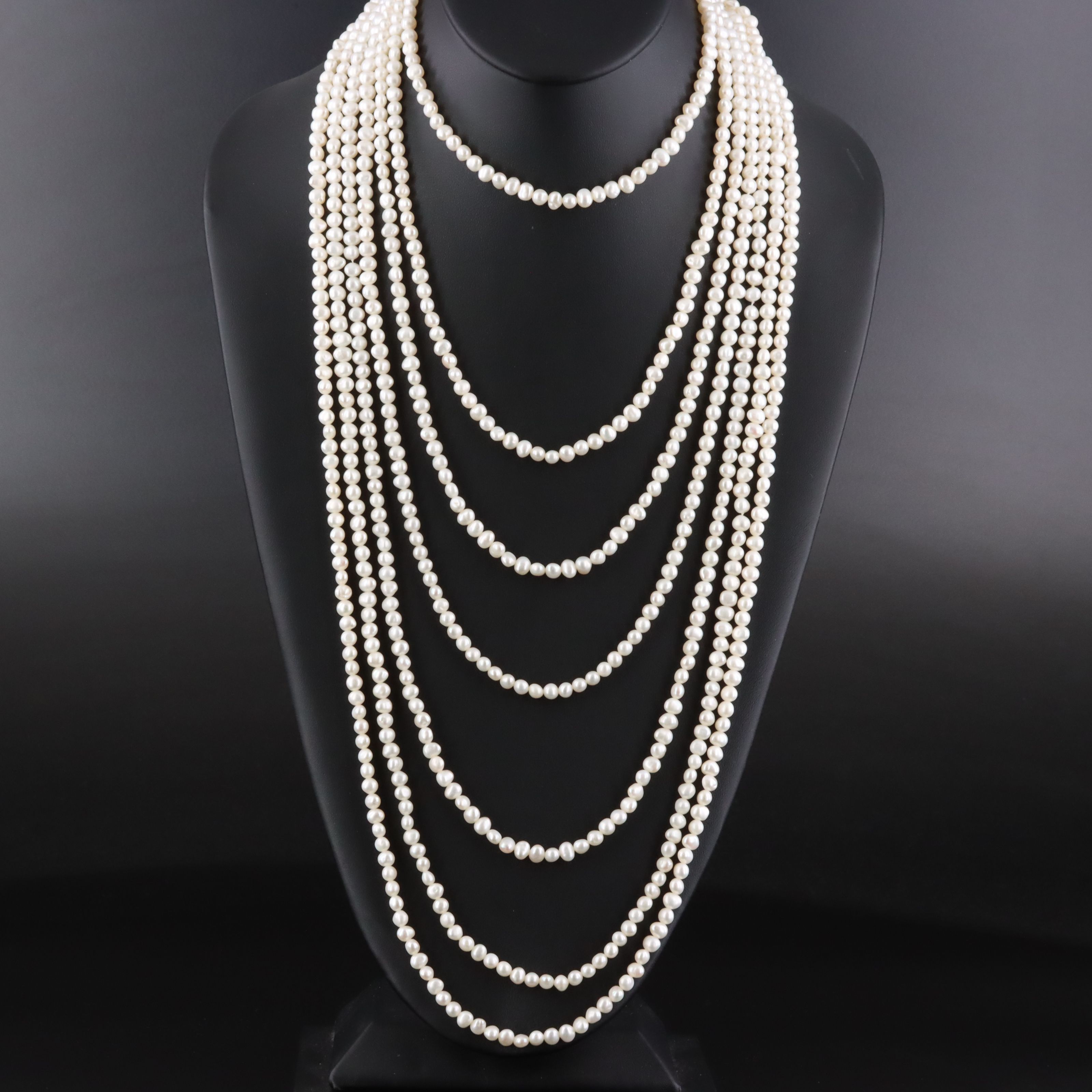 Rope Length Pearl Necklace