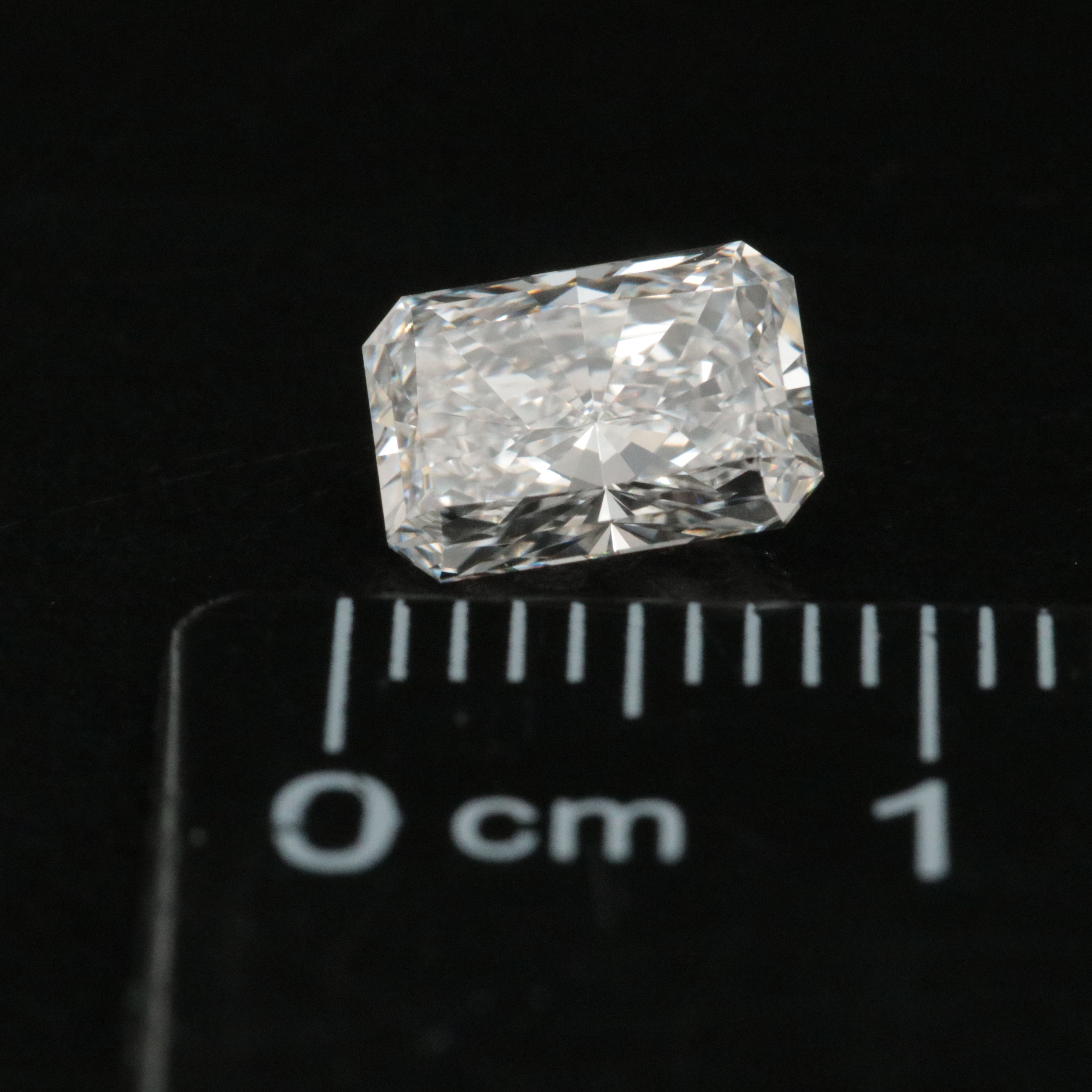 Loose 1.25 CT Lab Grown Diamond with IGI Report