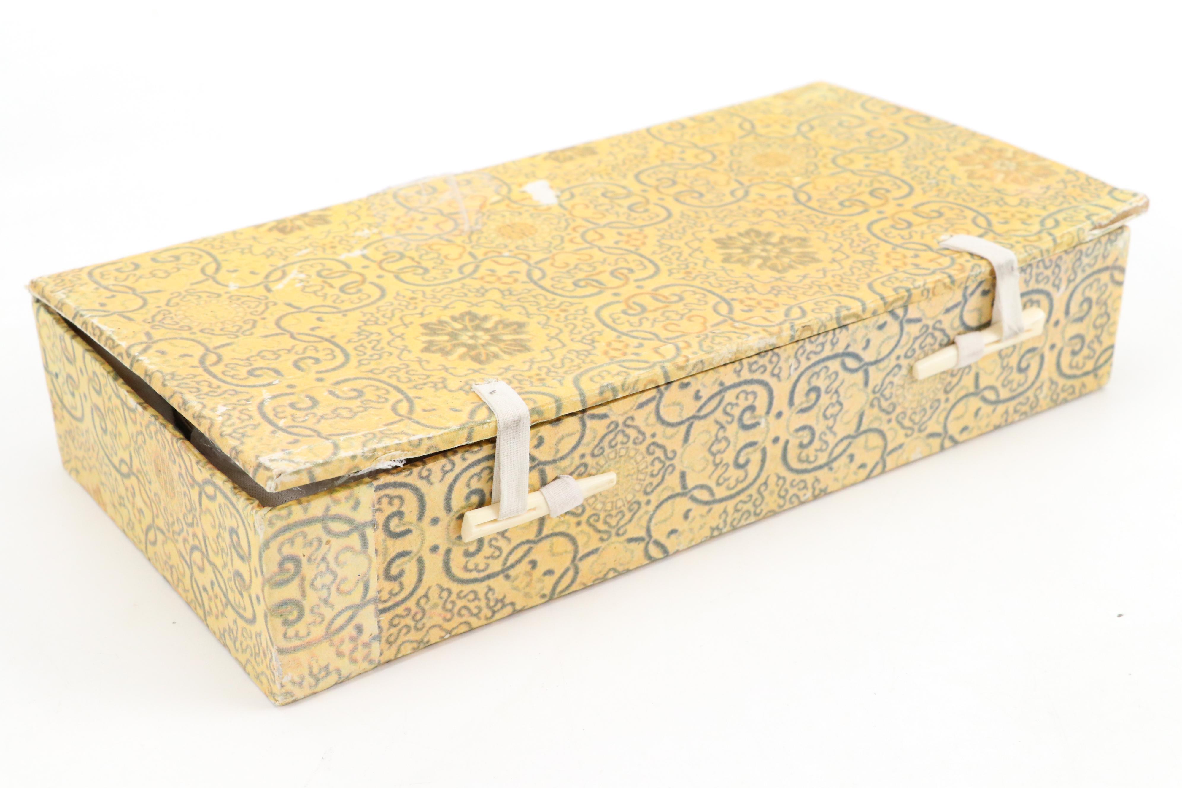 Chinese Serpentine Belt Hook Mirror with Dragon Motif