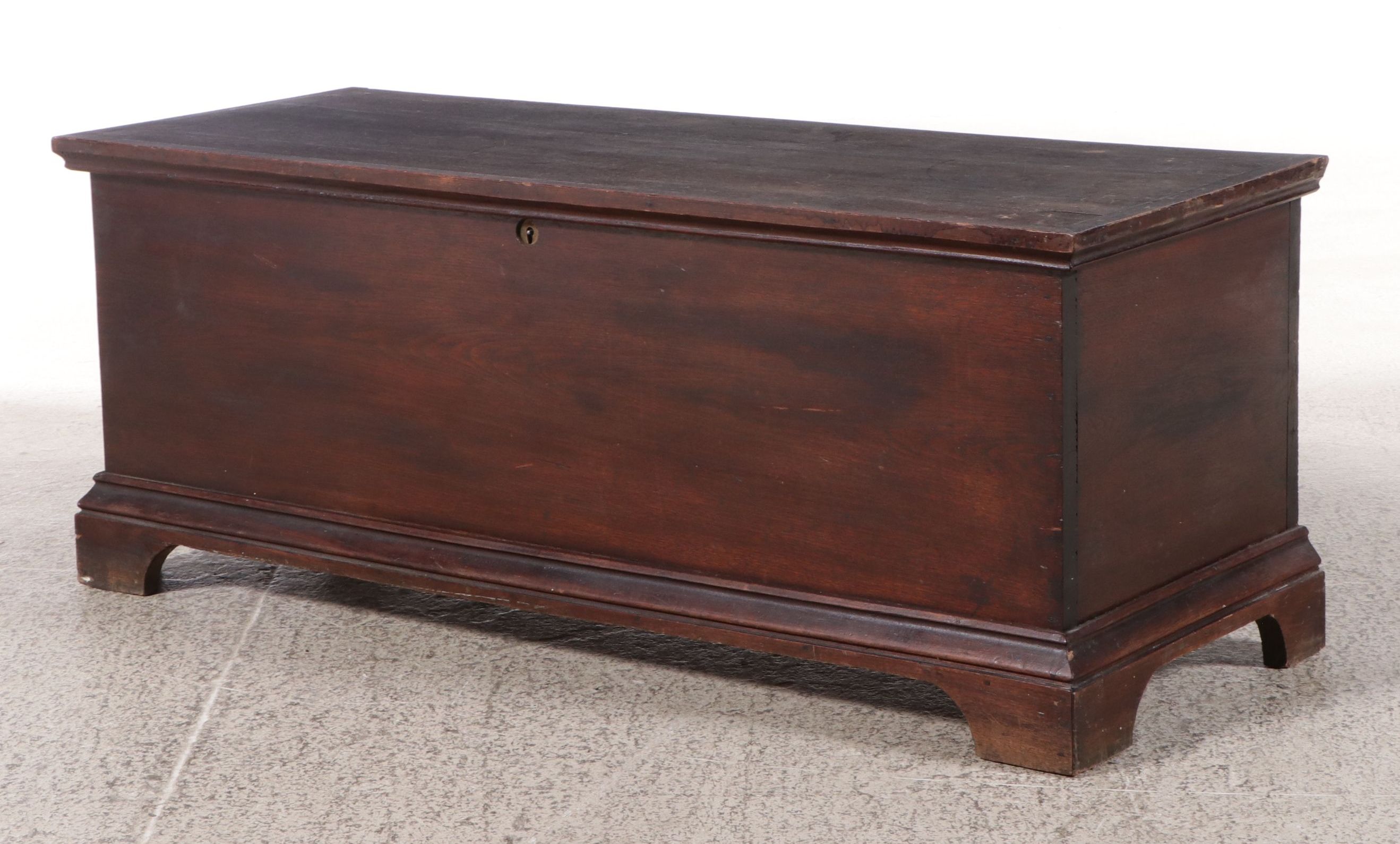 Federal Blanket Chest