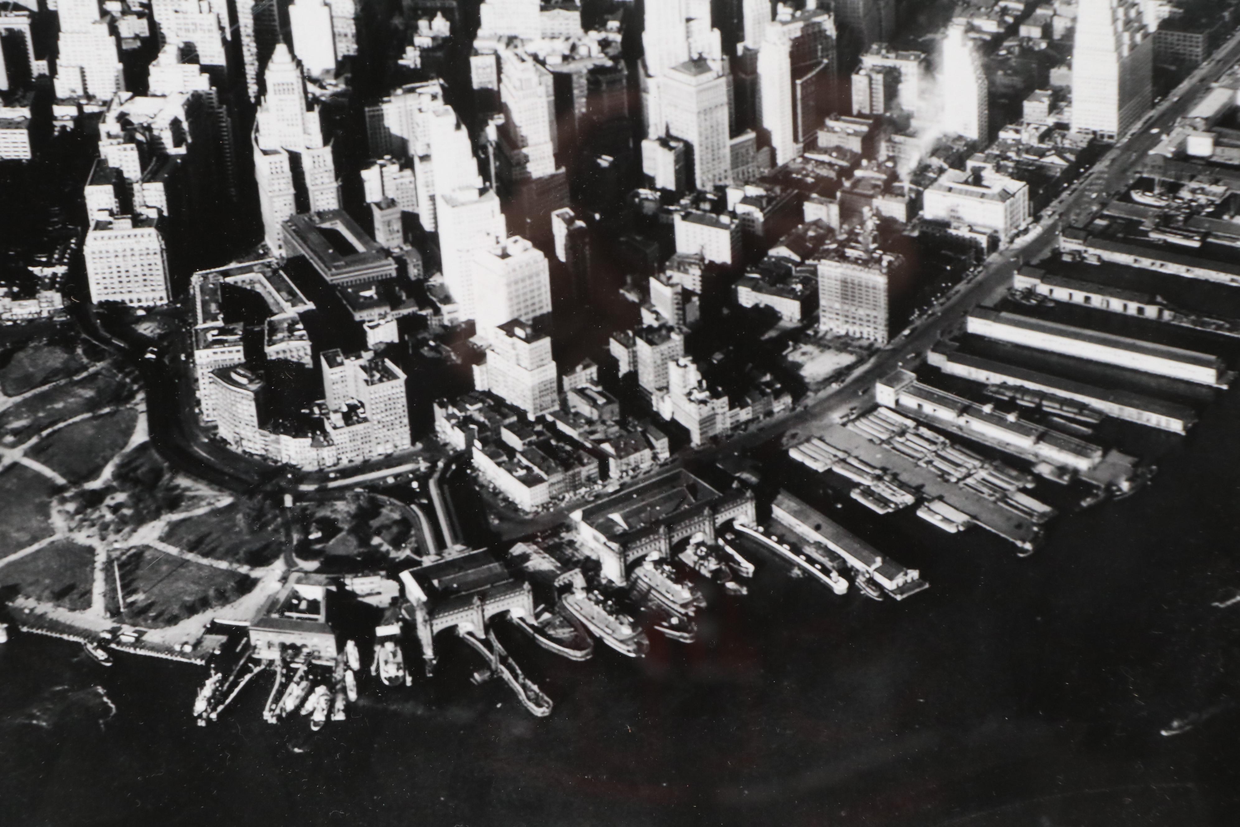 The New York Times Digital Photograph "The Akron over New York City," 1999